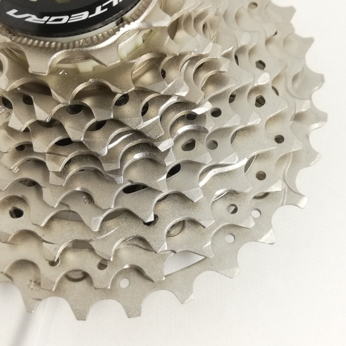 SHIMANO ULTEGRA CS-R8100 12-Speed Road Cassette Sprocket 11-30T New Pull-Off