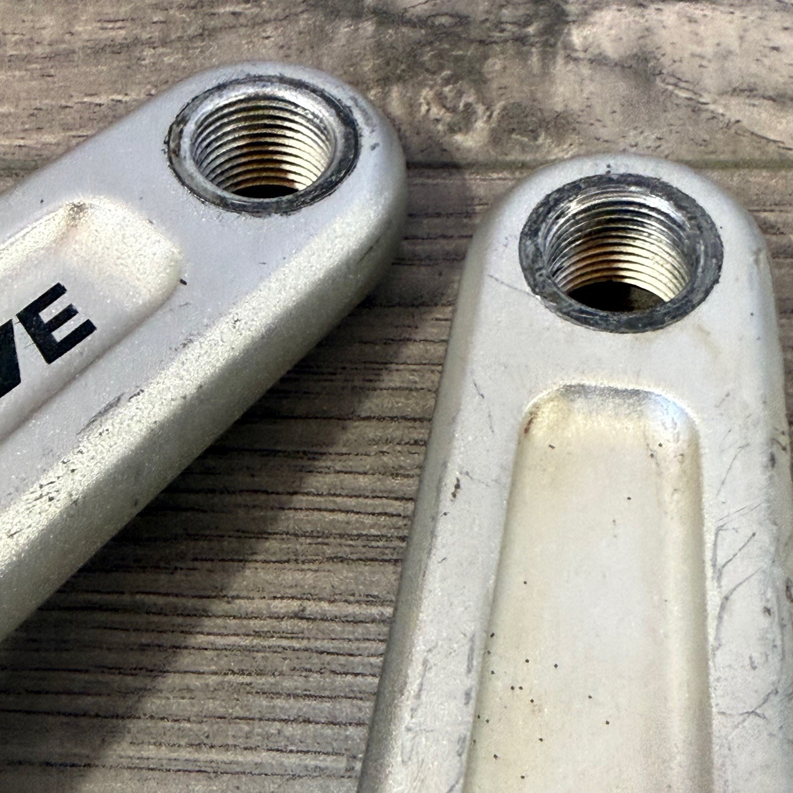 Kona Curve C3 MTB Crankset 176 Square Taper Triple 94BCD 22 32 44 Silver