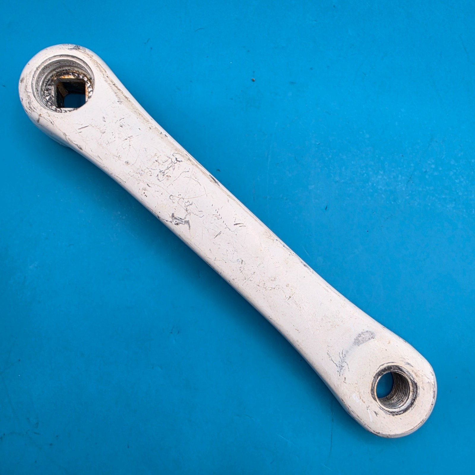 Sakae FT Single Speed Square Taper Crankset 170mm 46 Tooth White Alloy f22