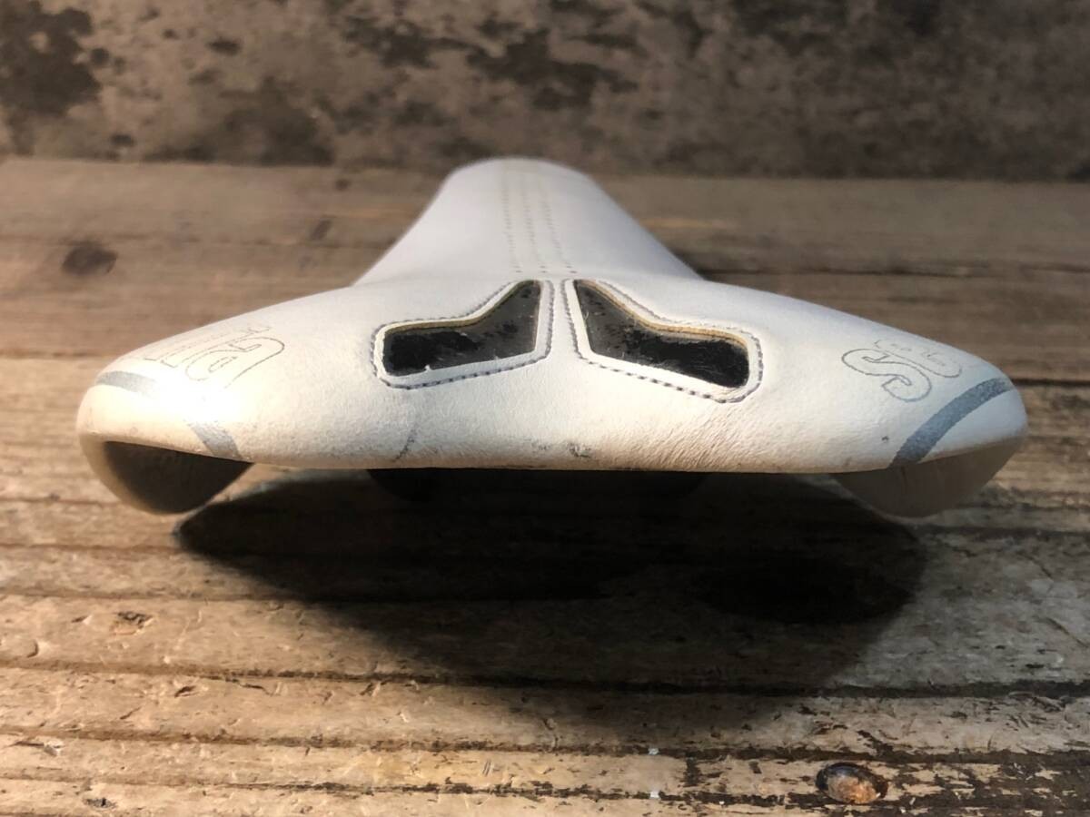 Selle Italia SLR S1 Saddle White 134mm Titanium Rails 140g Lightweight Road bike