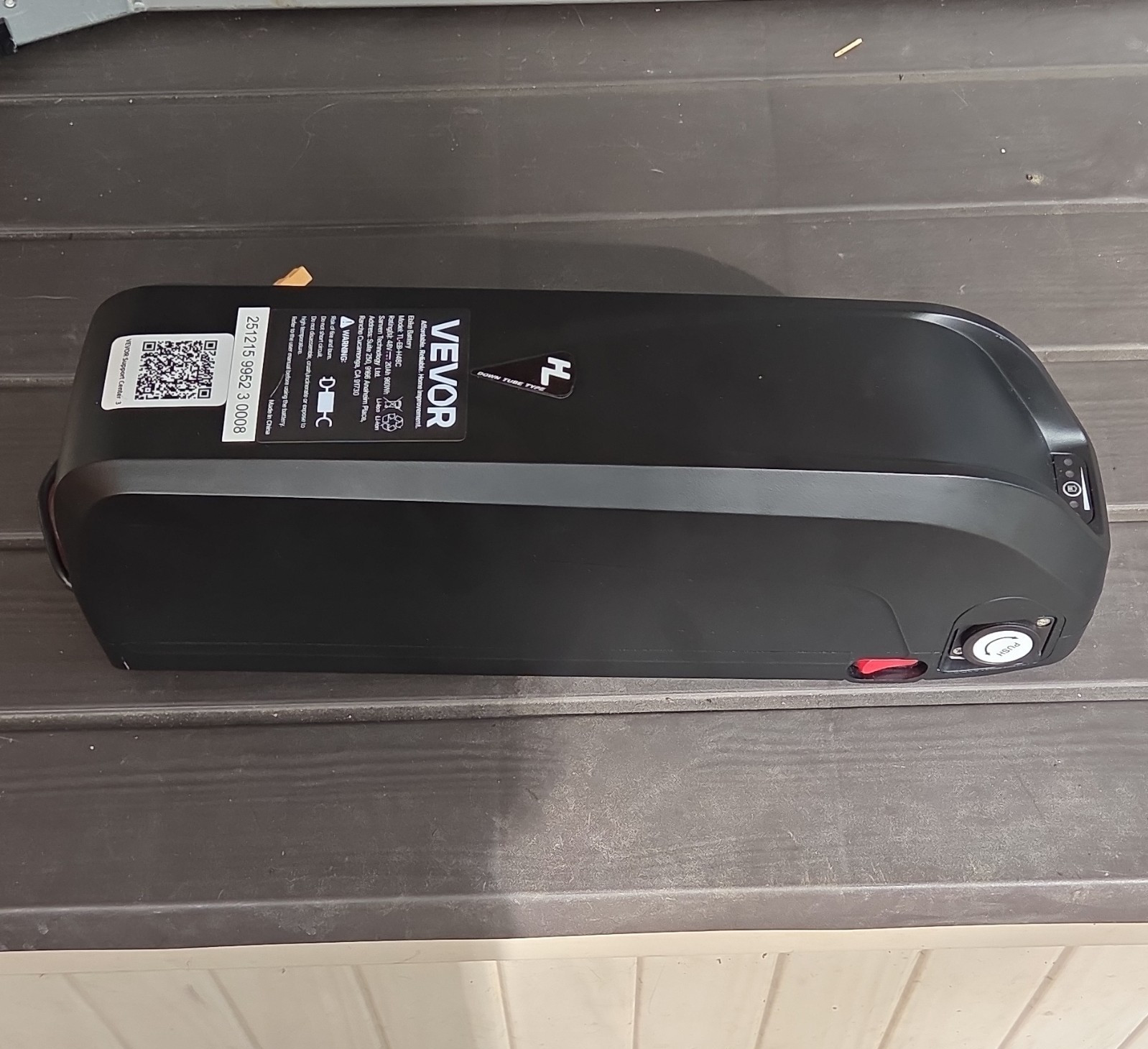 VEVOR Li-Ion E-Bike Battery TL-EB-H48C w/ Charger & Keys UL 62368 Certified