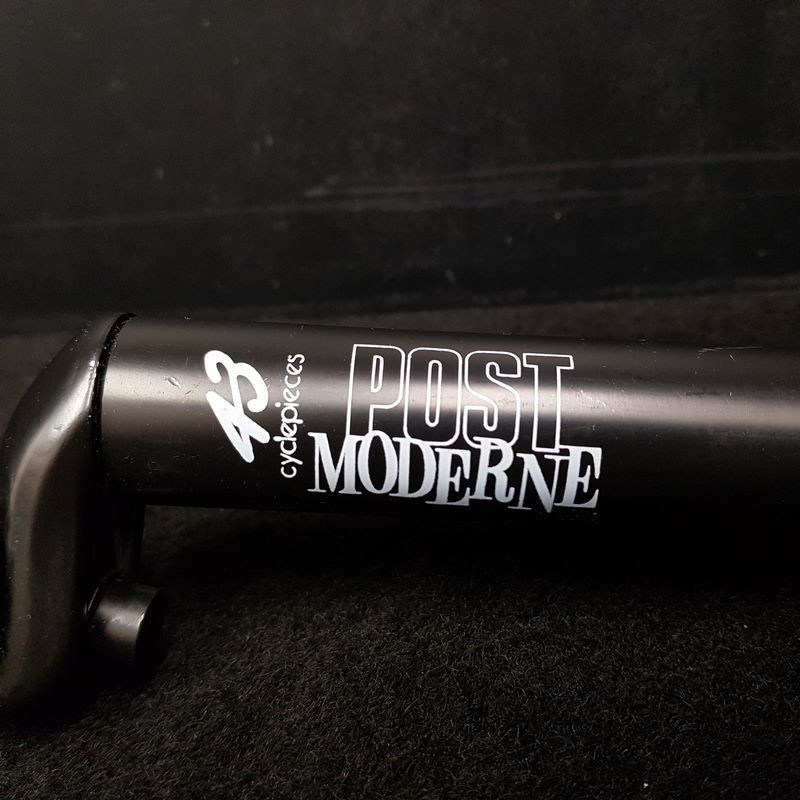 Seat Post «MODERN POST» Ø 30 (Ref 620)