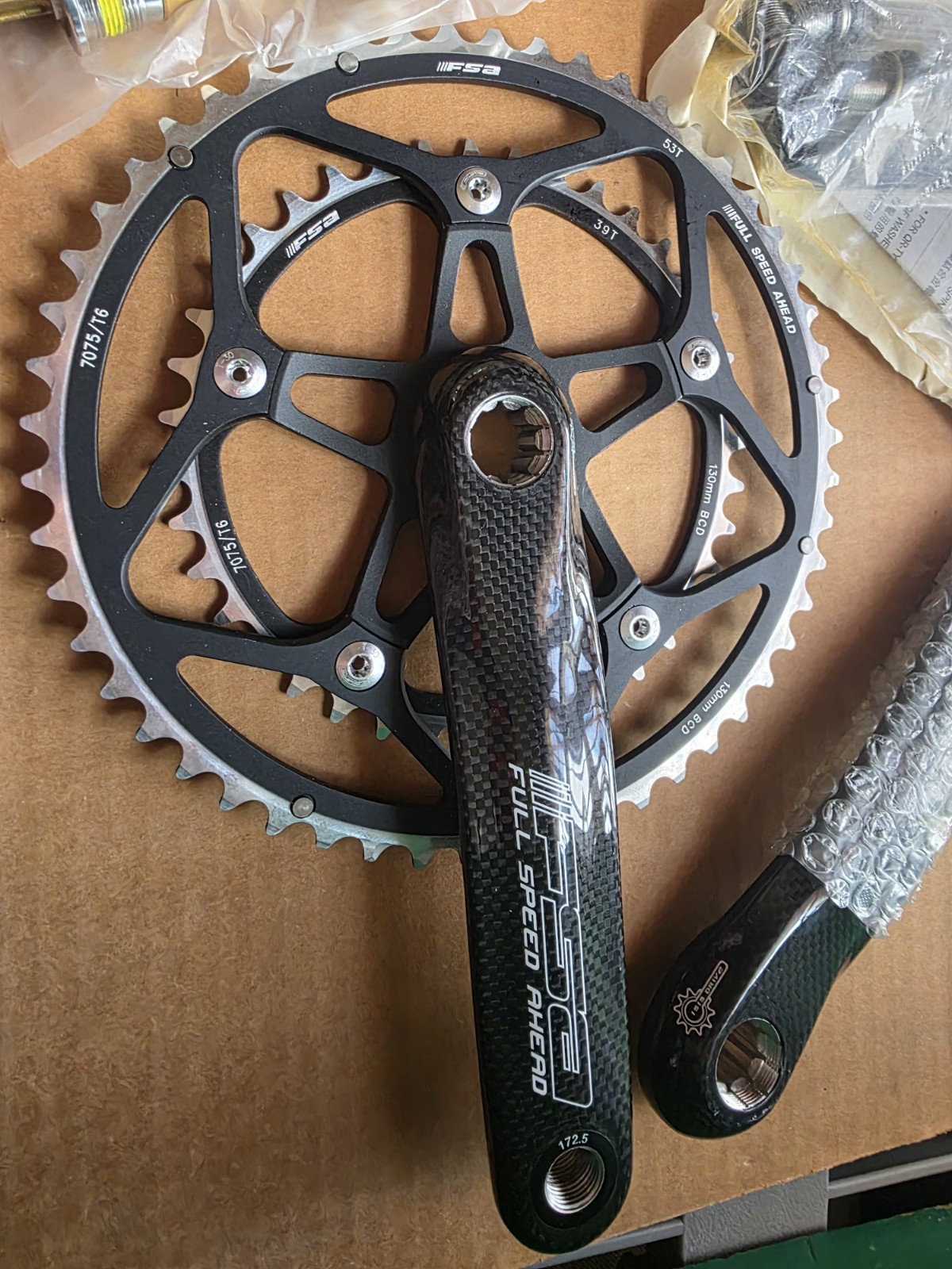 FSA Plat. Pro Carbon Road 7075/T6 Crankset 68mm ISIS Drive bottom bracket lot