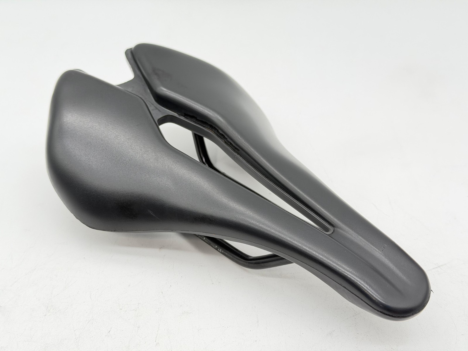 Prologo MOST LYNX Ultra Manganese Rail 245mm x 143mm Saddle MSRP $150 Pinarello