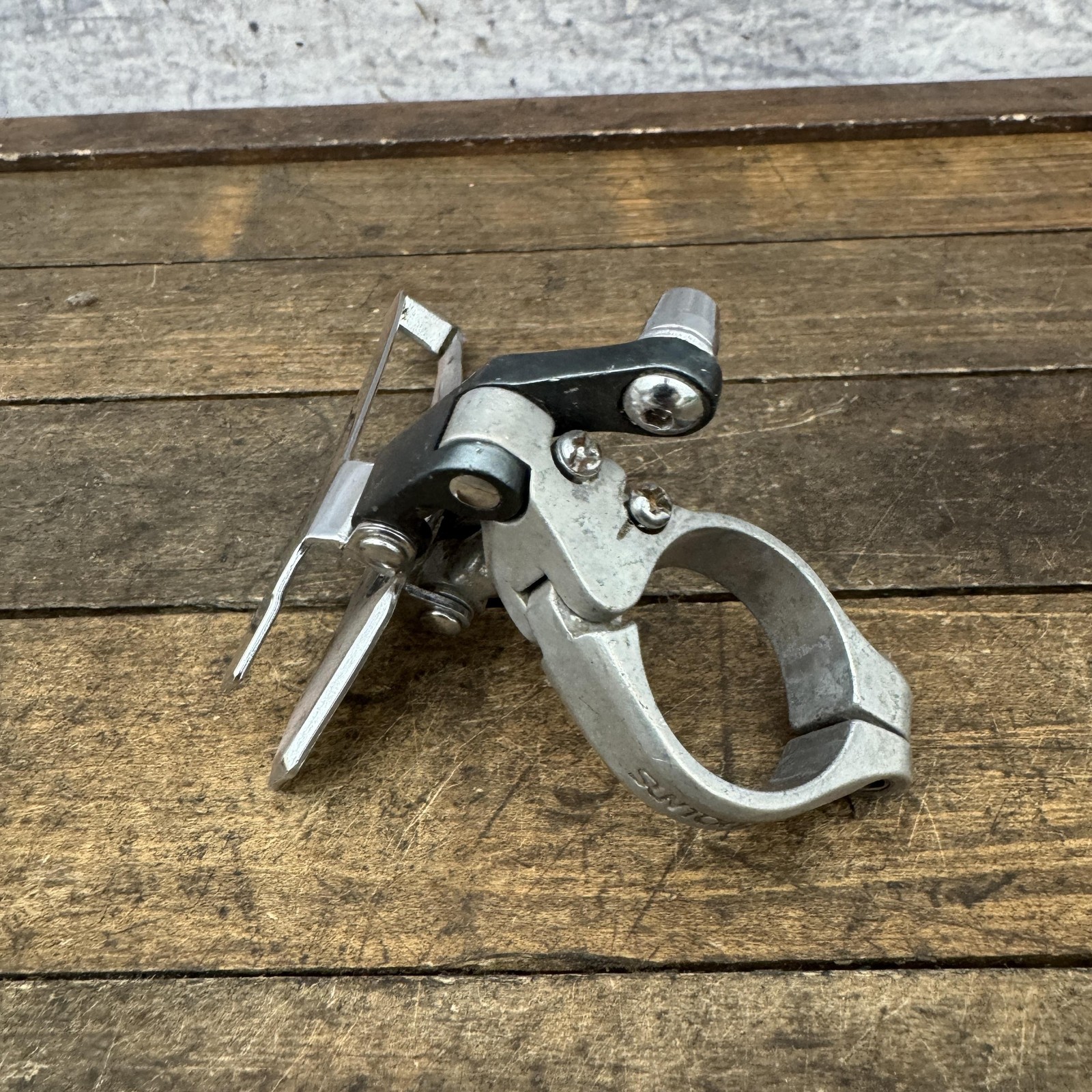 Vintage Suntour Cyclone 7000 Front Derailleur 31.8 Clamp-On Road Double No Bolt