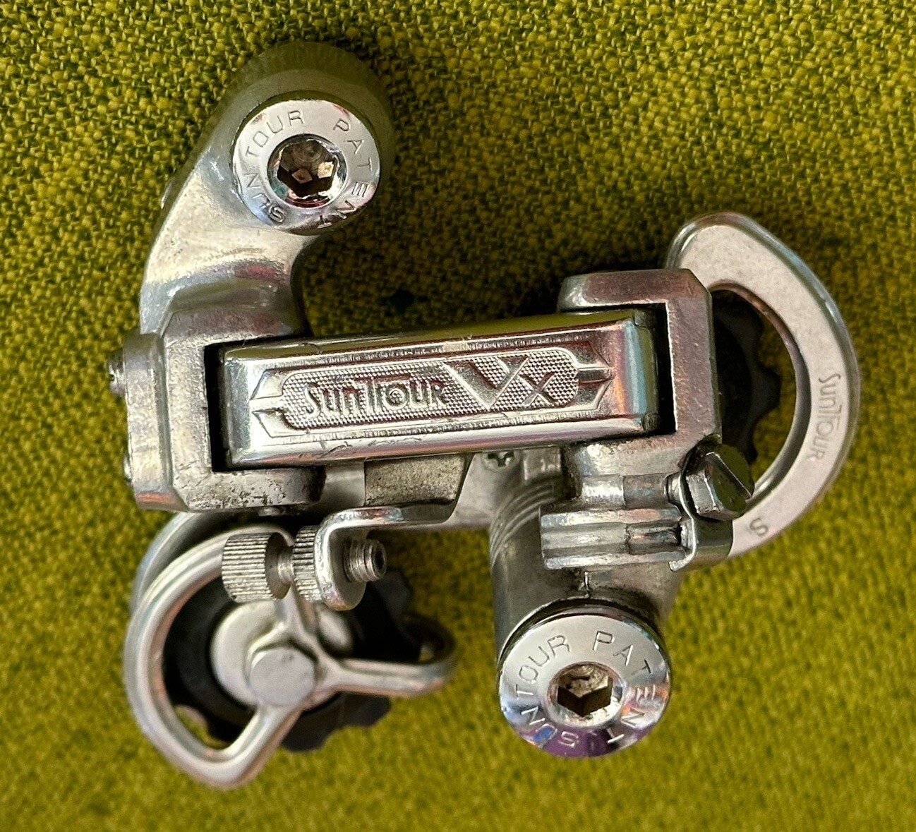 Vintage 1980 SUNTOUR Rear Mid Cage VX ALLOY Derailleur 206 Grams WK Date Code