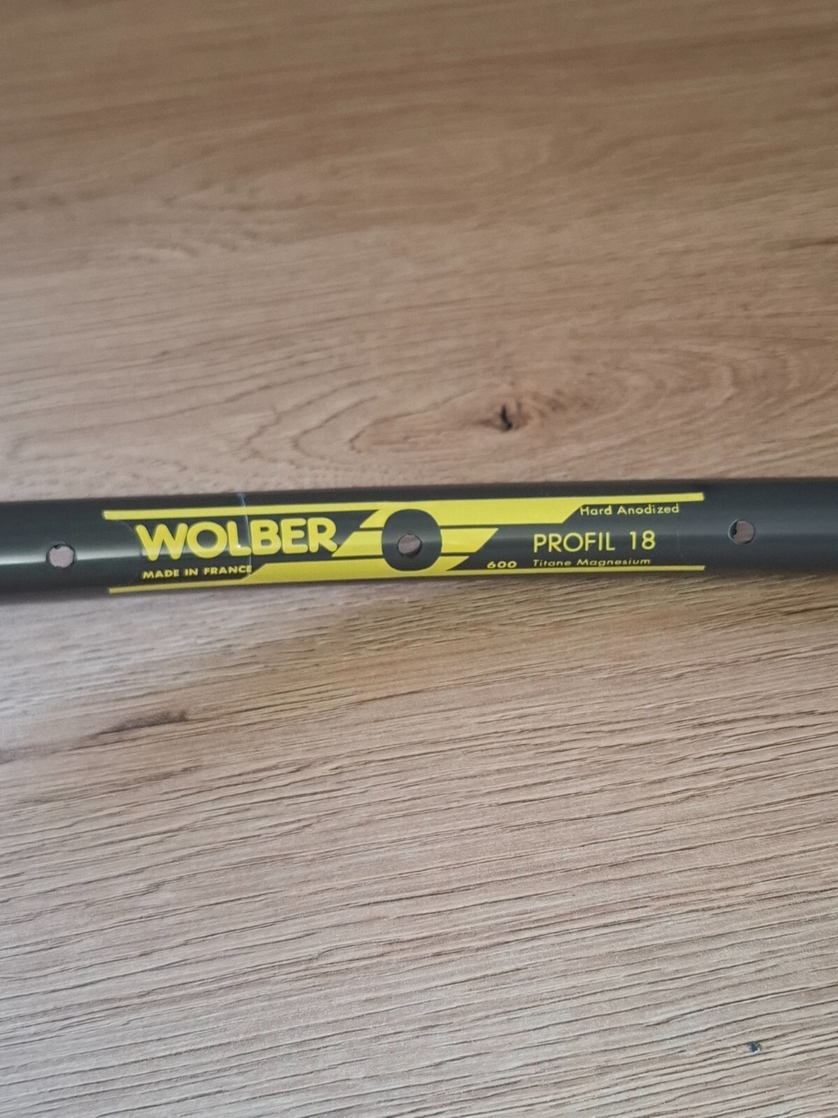 Retro Vintage Bicycle Parts NOS Wolber Profil 18 road 600 24″ 28H