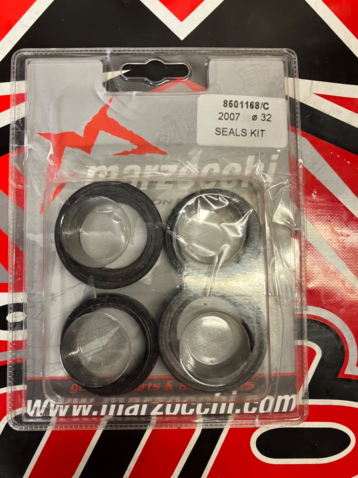 MARZOCCHI BOMBER 32MM SEALS KIT 8501168/C w/EXTRA’S