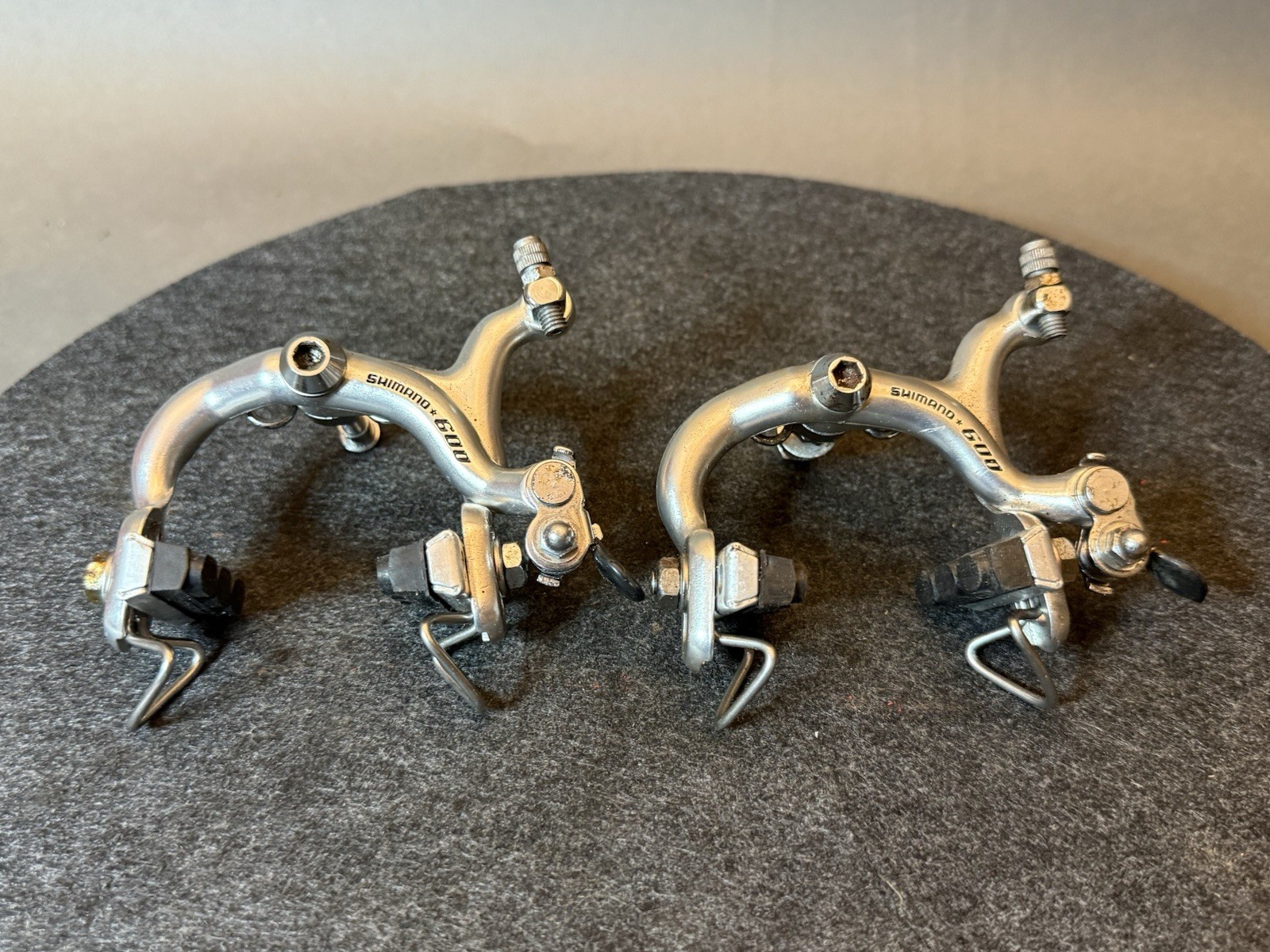 Vintage Shimano 600 Arabesque Brake Caliper Set Front & Rear Silver