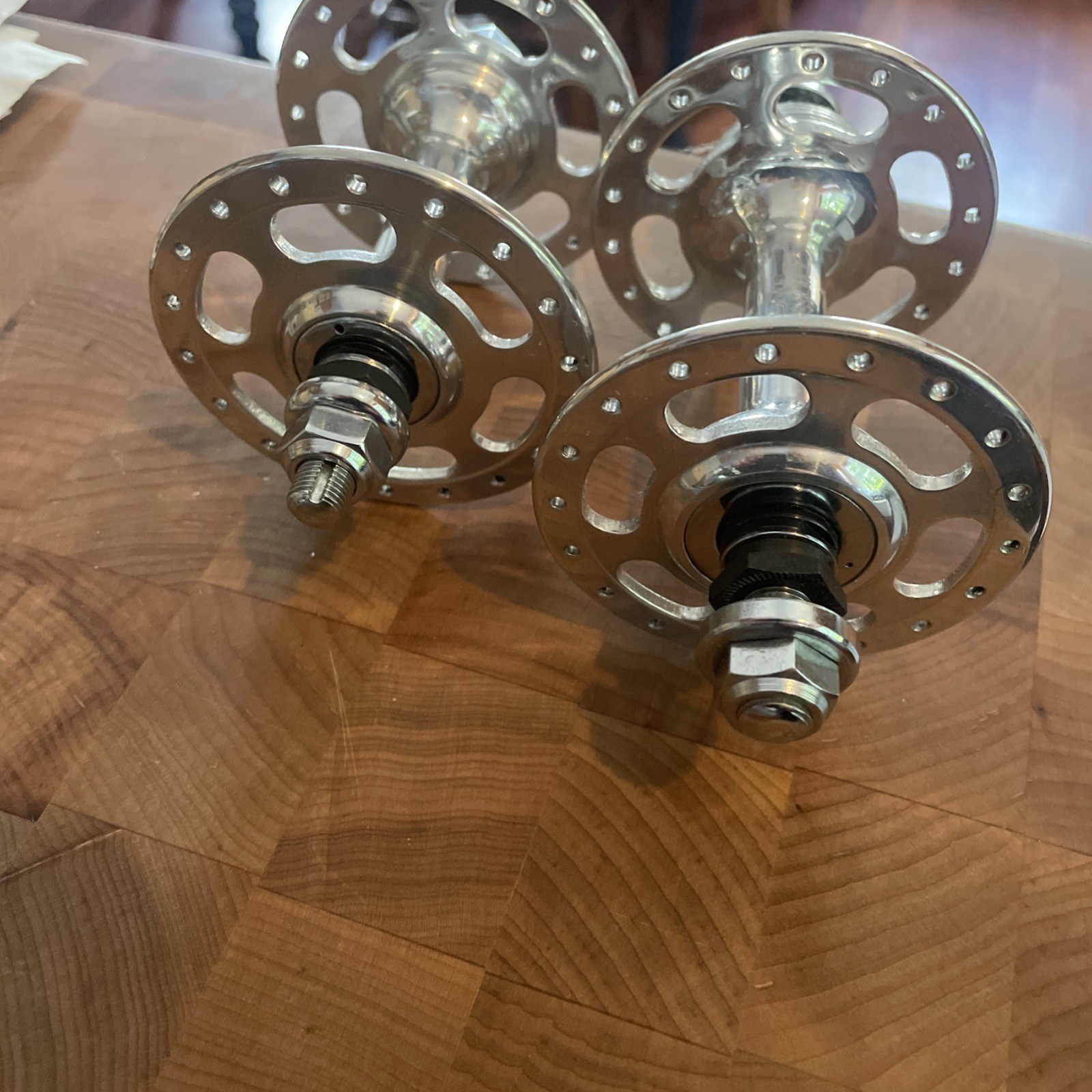 NOS Vintage SUNSHINE PROFESSIONAL Track Pista Hubs 36º Low Flange • Japan. (NJ)