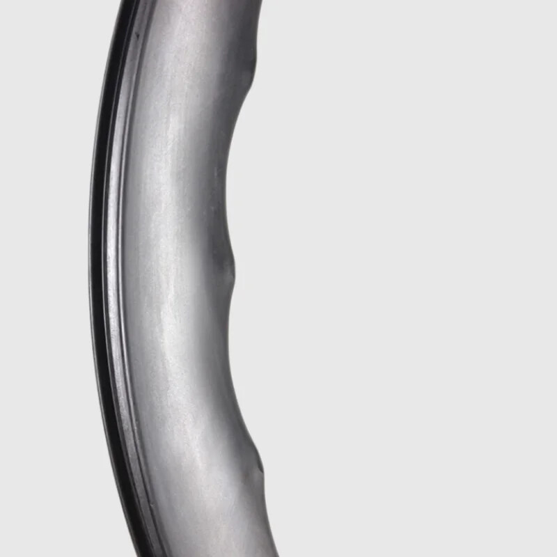 Ultra Light 700c Road Bike Carbon Disc Brake Wave Rim 24 Holes Clincher Tubeless