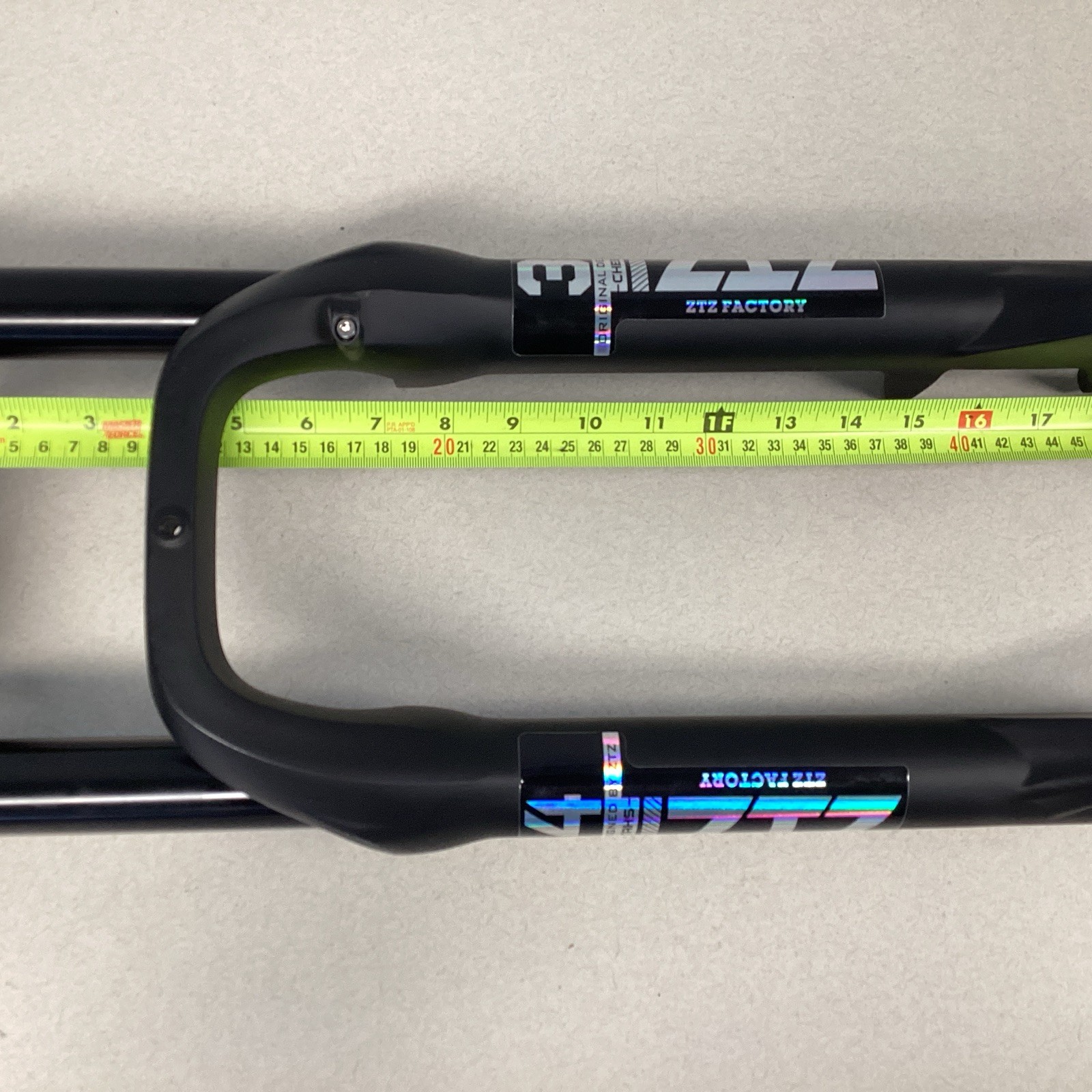 ZTZ 20” 4.0 Fat Tire Bike Air Suspension Fork – 140mm Hub 465” Axle To Crown