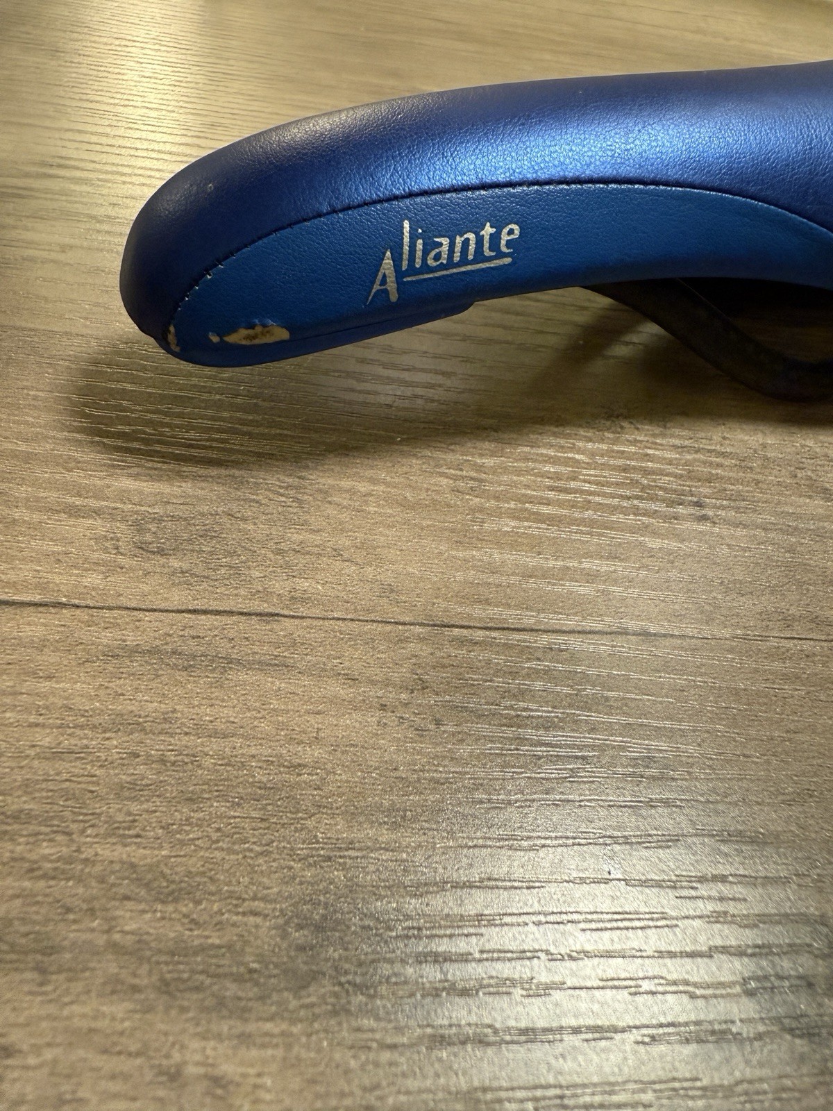 FIZIK Aliante carbon rail saddle In Blue 200 Grams