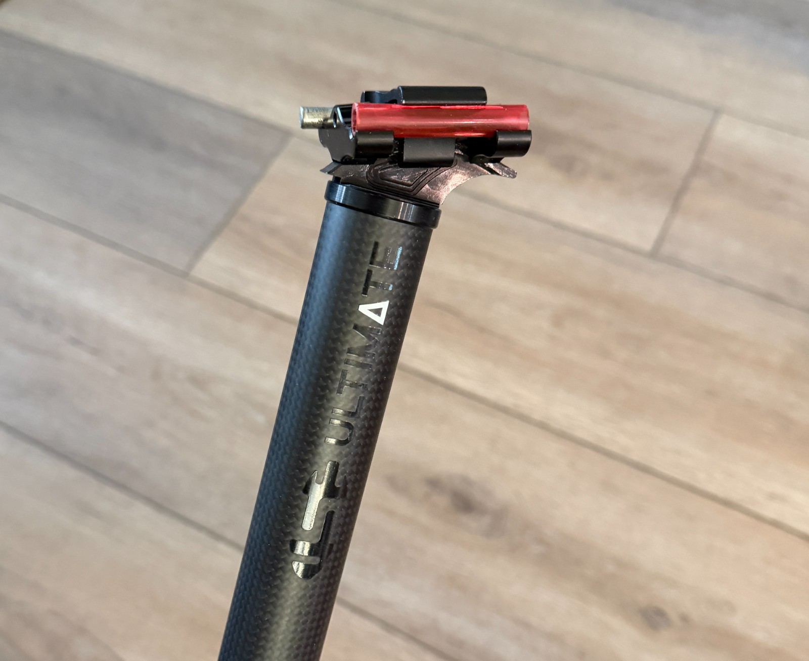 USE Alien Ultimate Carbon Seatpost 31.6mm 400mm