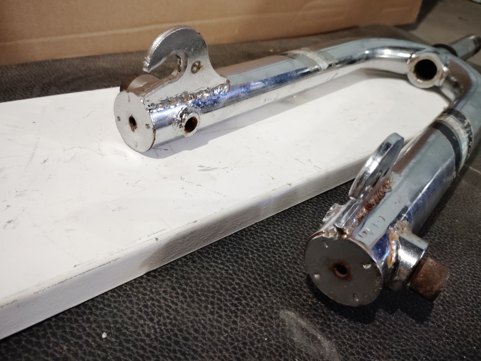 FREESTYLE FRONT FORKS 1″ THREADED 3/8″ AXLES
