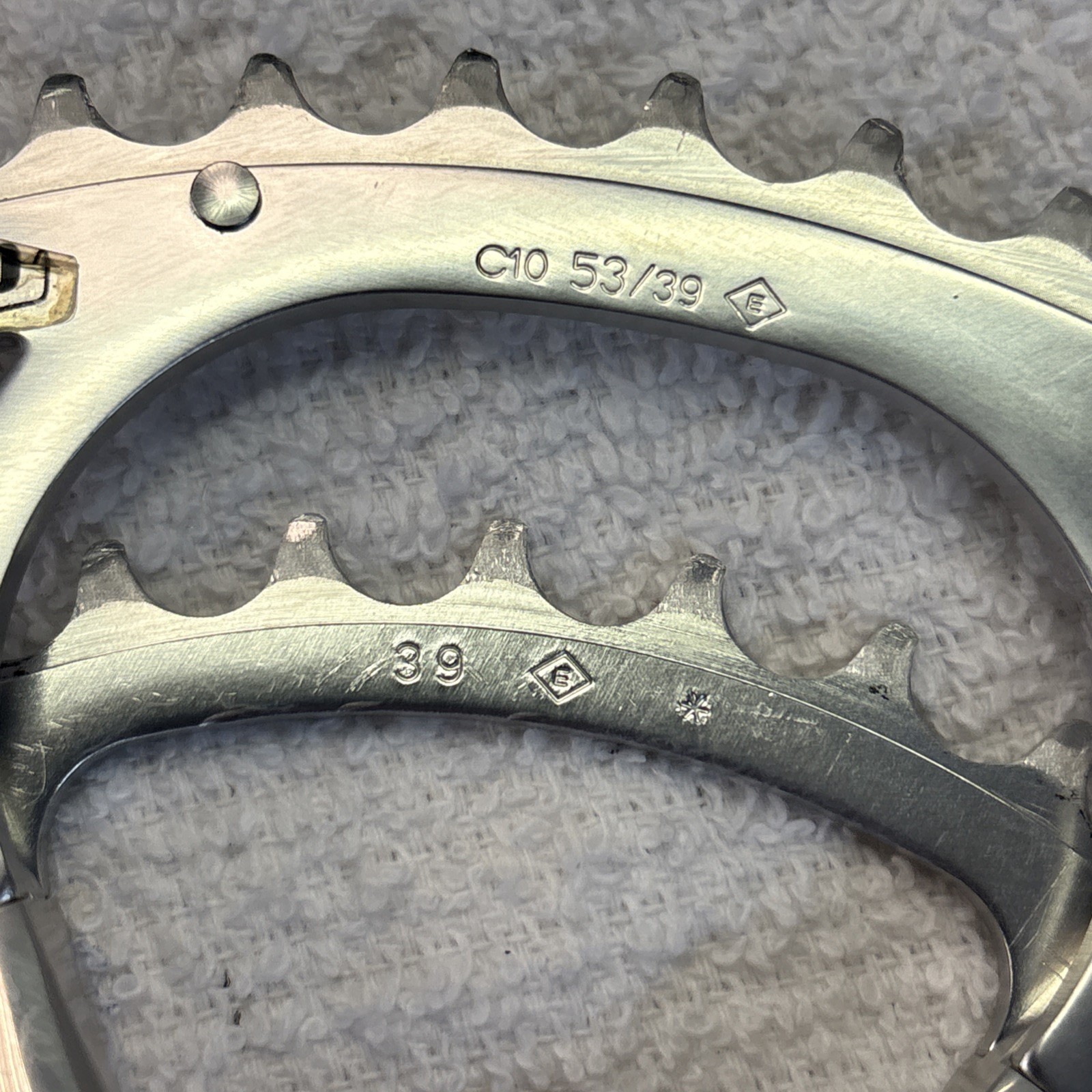CAMPAGNOLO RECORD 10 SPEED ROAD BICYCLE 172.5 MM 53/39 TOOTH CRANK SET