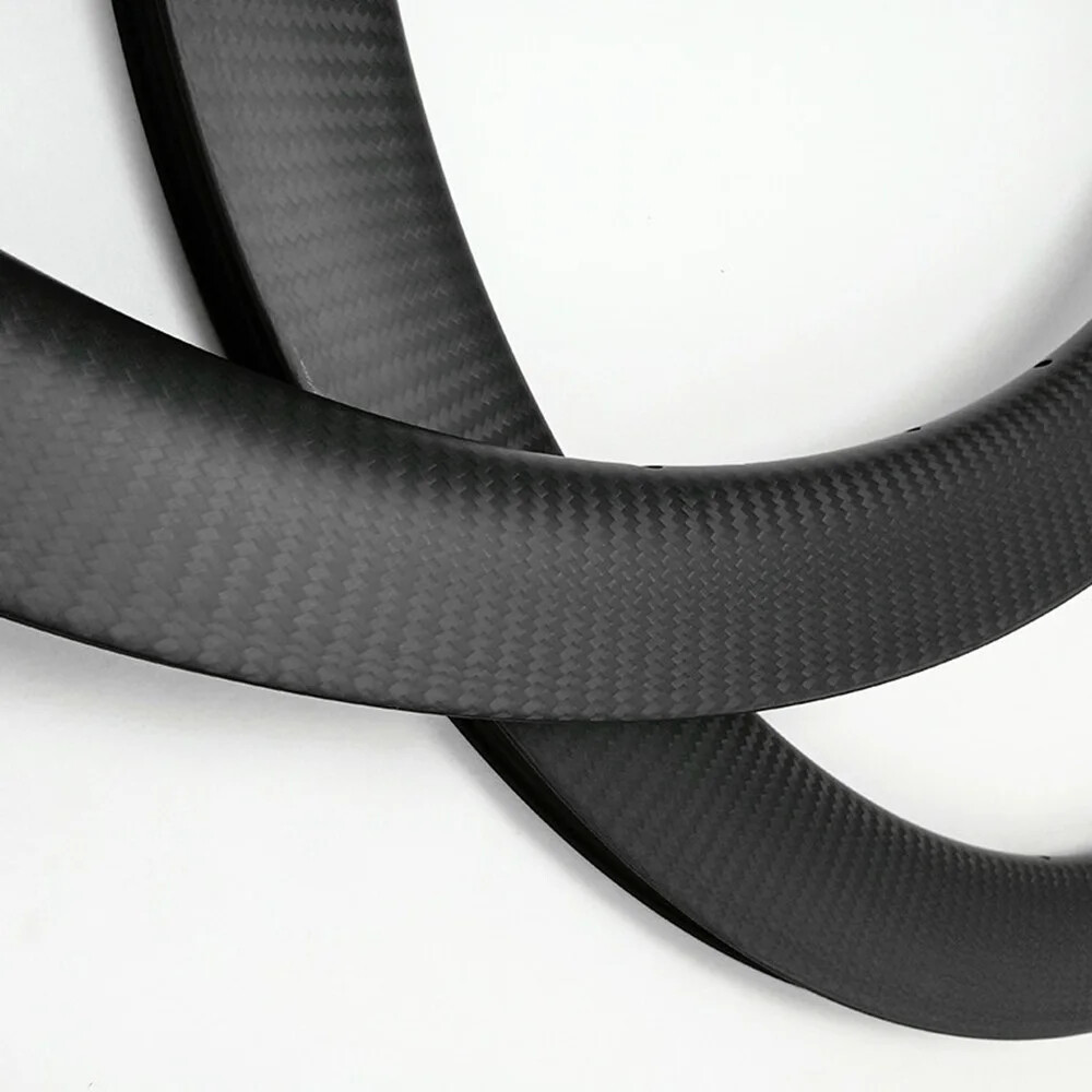 700C Gravel Road Bicycle Carbon Rim Tubeless Hookless Disc Brake 18-28 Holes