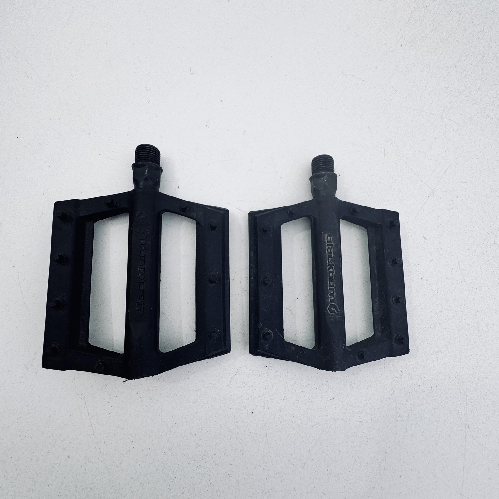 Blackburn Platform Bike Pedals Pair Black 9/16 In Flat MTB BMX Urban A94