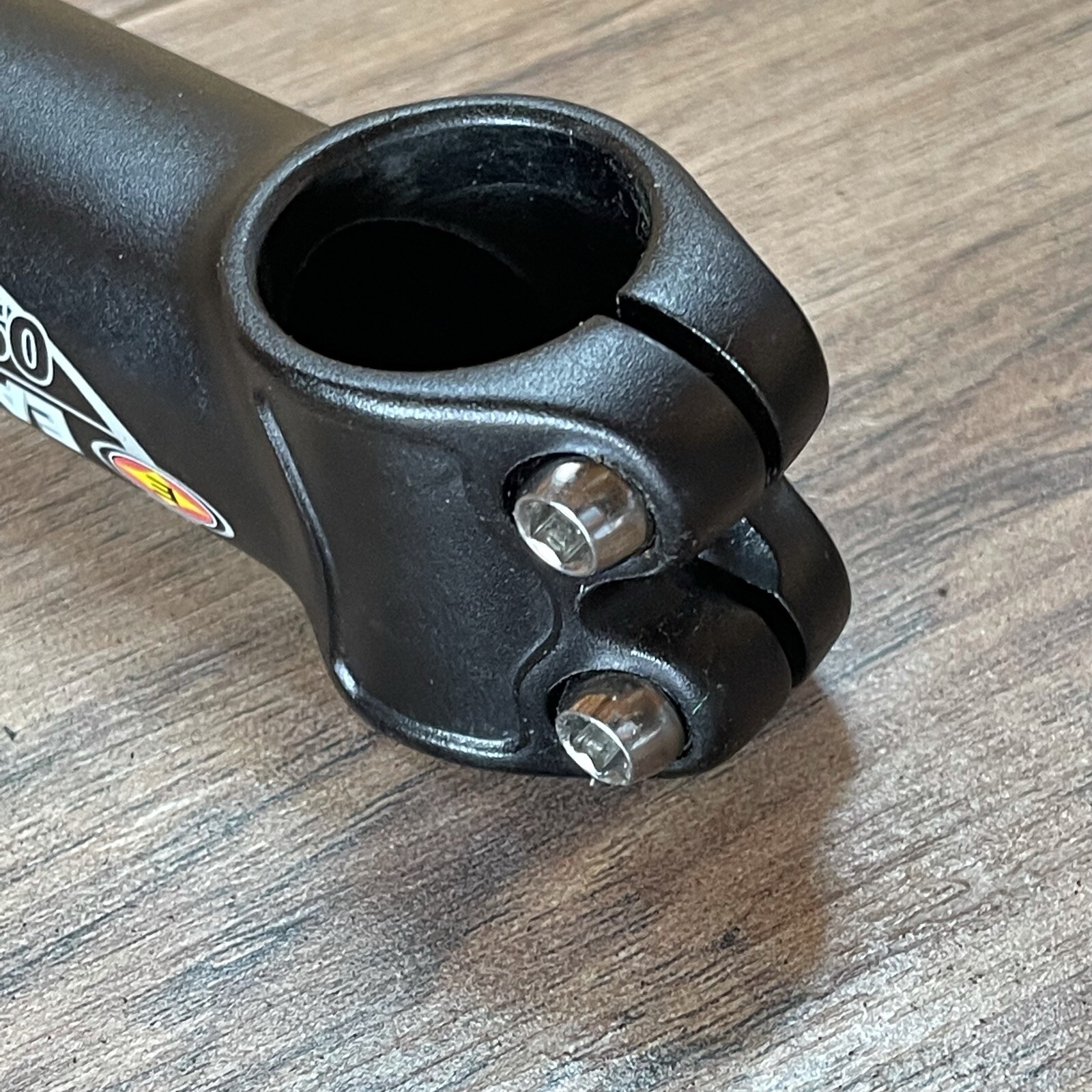 Easton EA50 Black Aluminum Mountain Bike Stem 100 1 1/8 Threadless 6 Degree 25.4