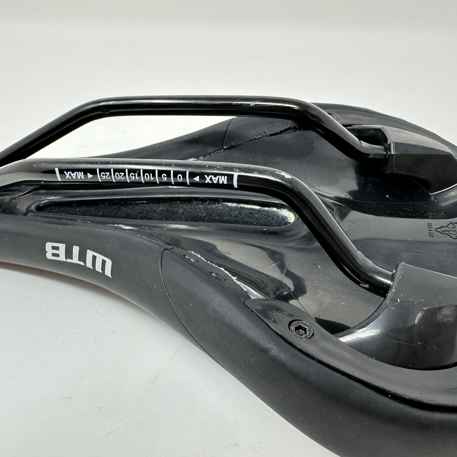 WTB Volt Bike Saddle Comfort Mountain Road Seat 142 mm Wide 320g Steel Rails