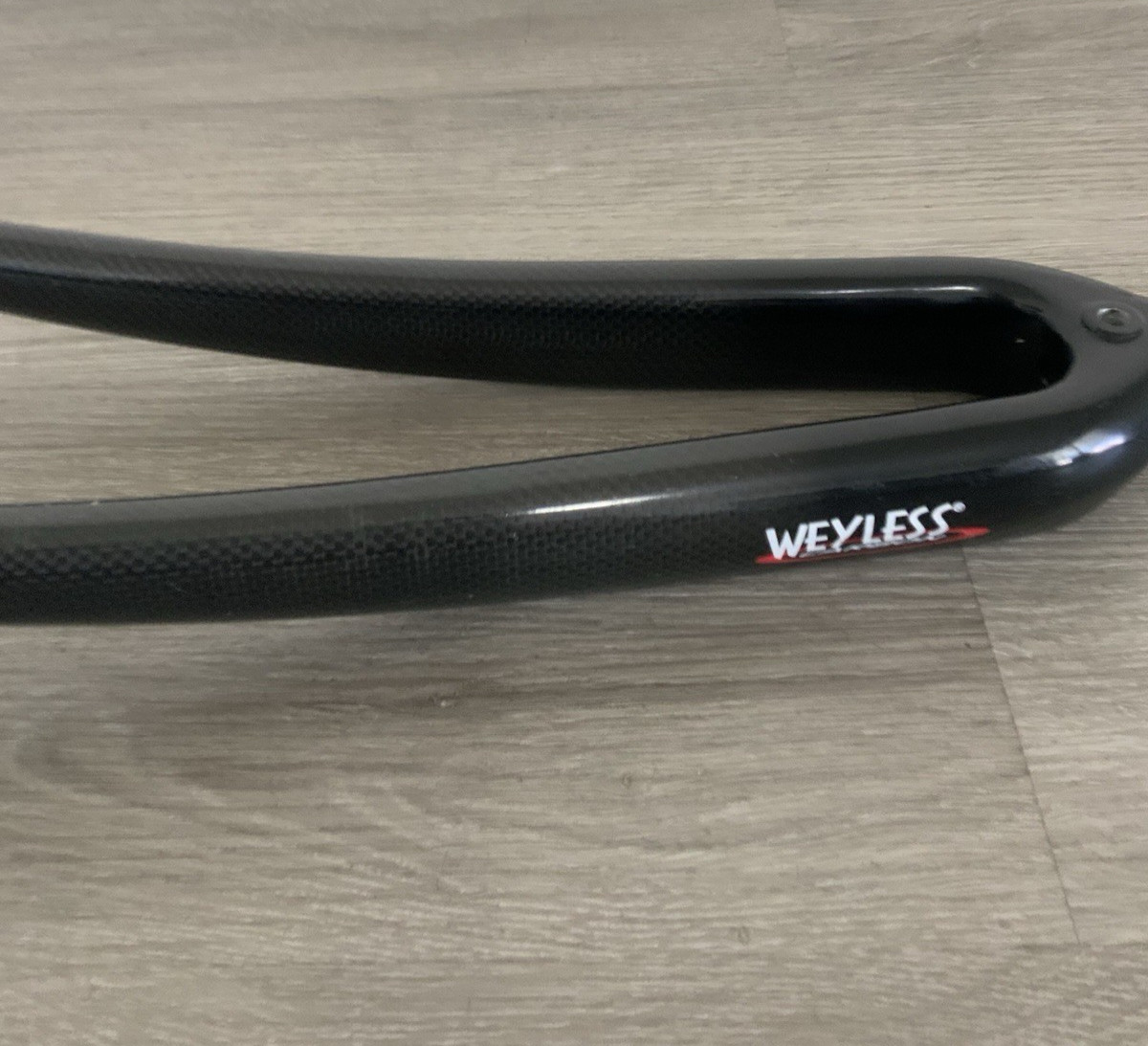 WEYLESS CARBON FORK 700C 1 1/8 INCH THREADLESS 267 MM TUBE 520 GRAMS
