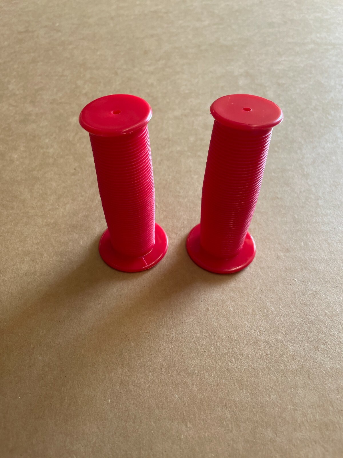 NEW! Child Kids 16″ RED Bicycle Grips Mushroom Handle Bar Bike 95mm Grip