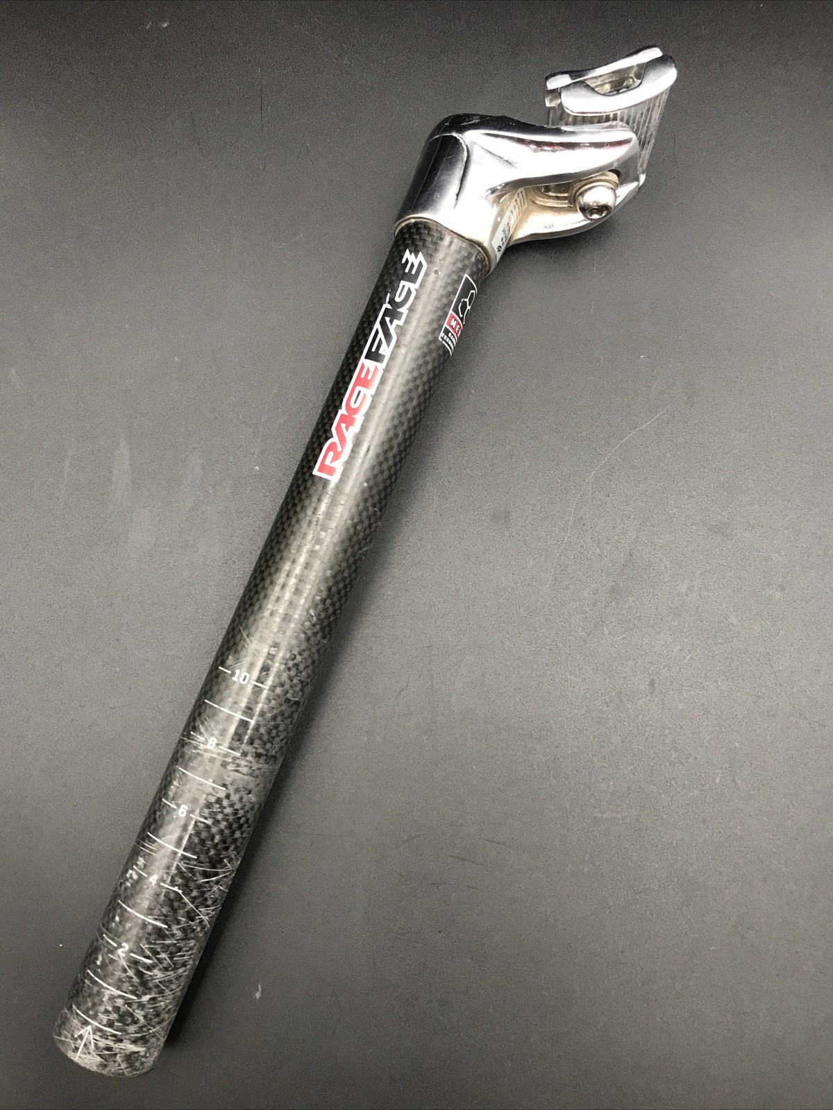raceface carbon seat post 30.8mm