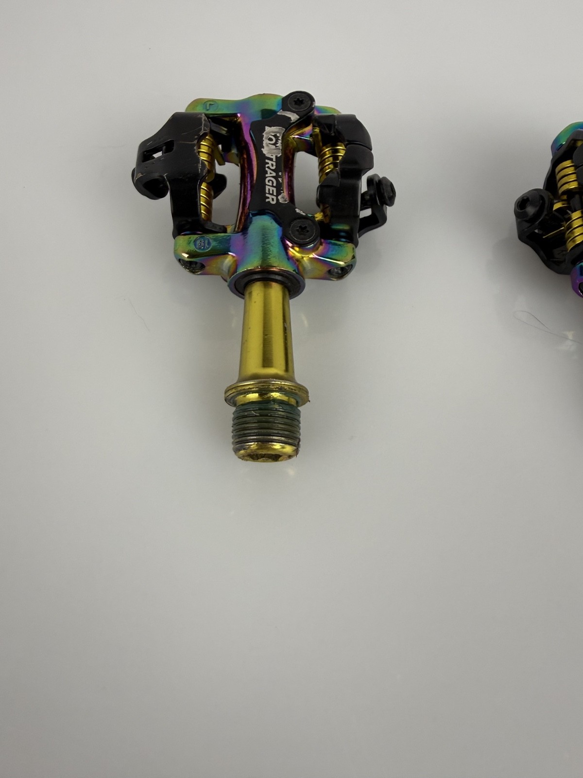 BONTRAGER COMP Oil Slick MTB SPD Pedals. Good Condition. Rainbow colors.