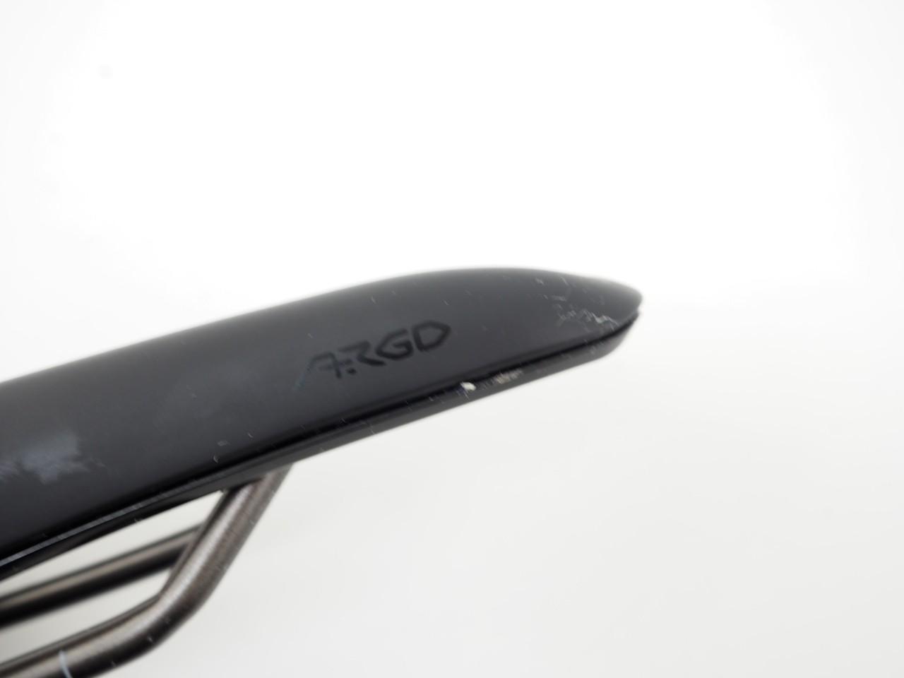 Fizik Argo Vento Road Bicycle Saddle K:ium Rails 140mm x 265mm Black