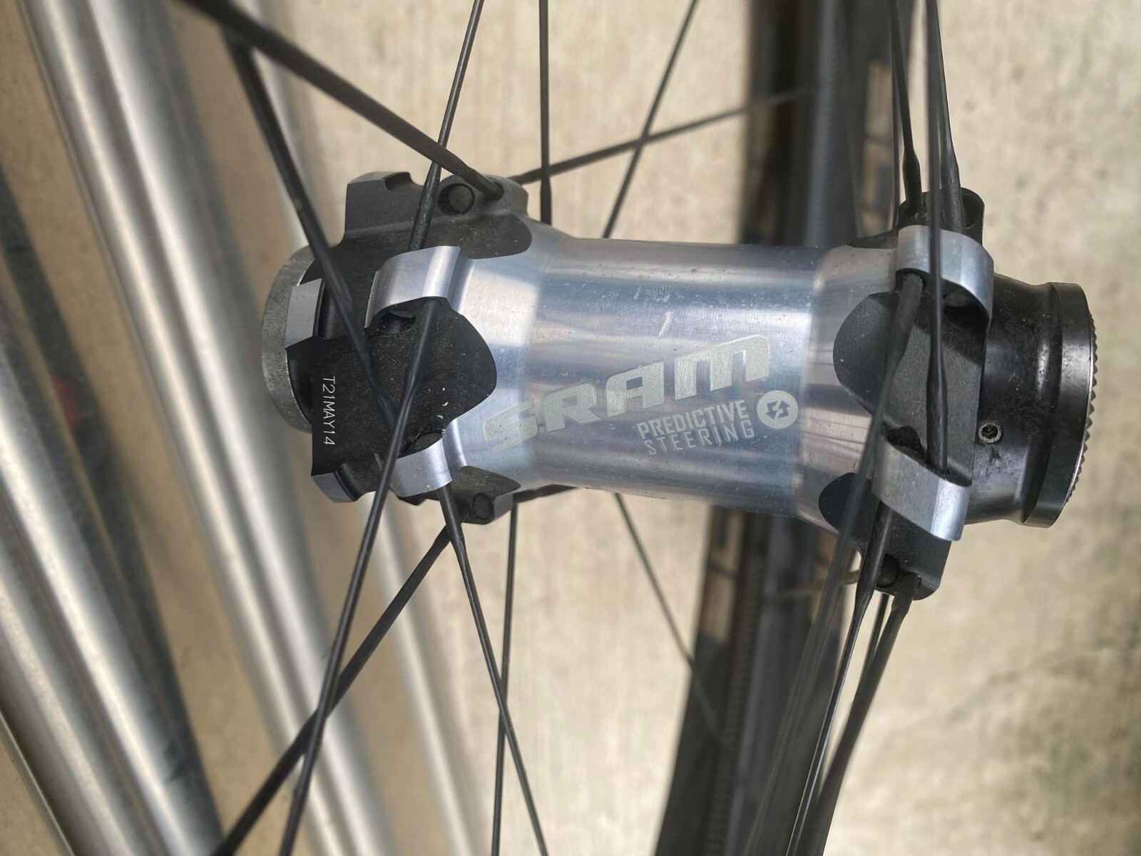 SRAM RiseXX Predictive Steering F:Wheel Set 15 x 110 6-Bolt 24H W/ RS-1 Fork