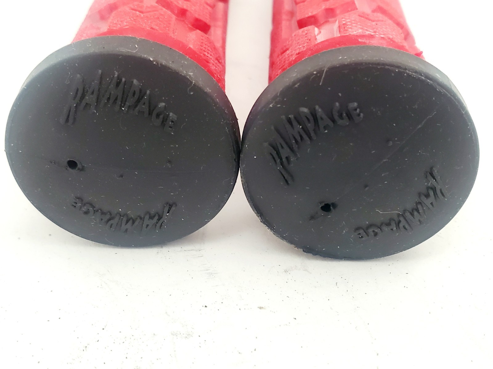 Rampage Red MTB Handlebar Grips