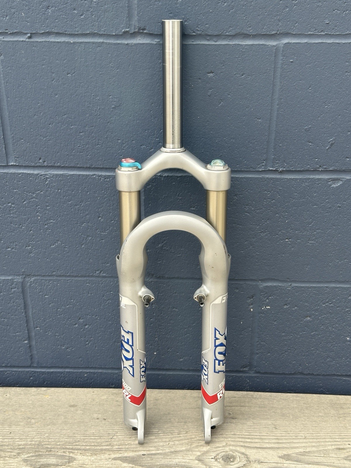 Fox F100 RL Fork 100mm 26in QR 1 1/8 Straight Steerer Disc V Brake MTB