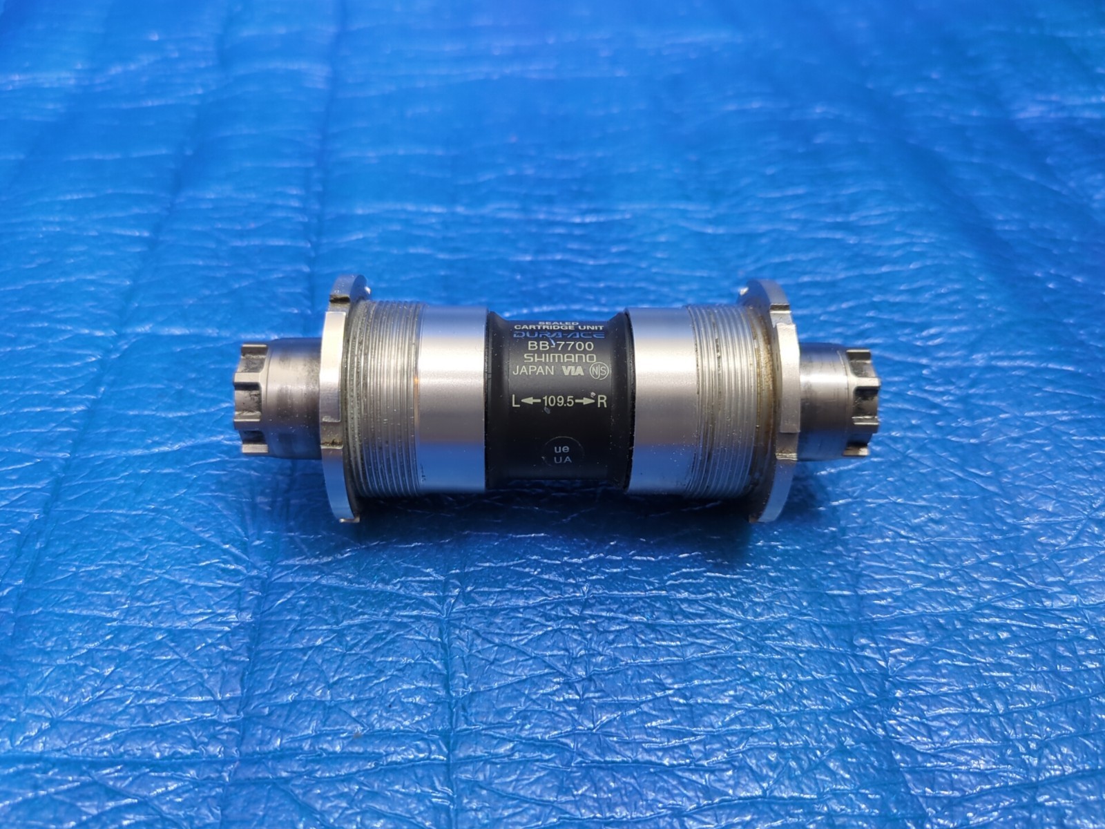 Shimano Dura Ace BB-7700 NJS Bottom Bracket 68mm BSA 109.5mm Free Postage