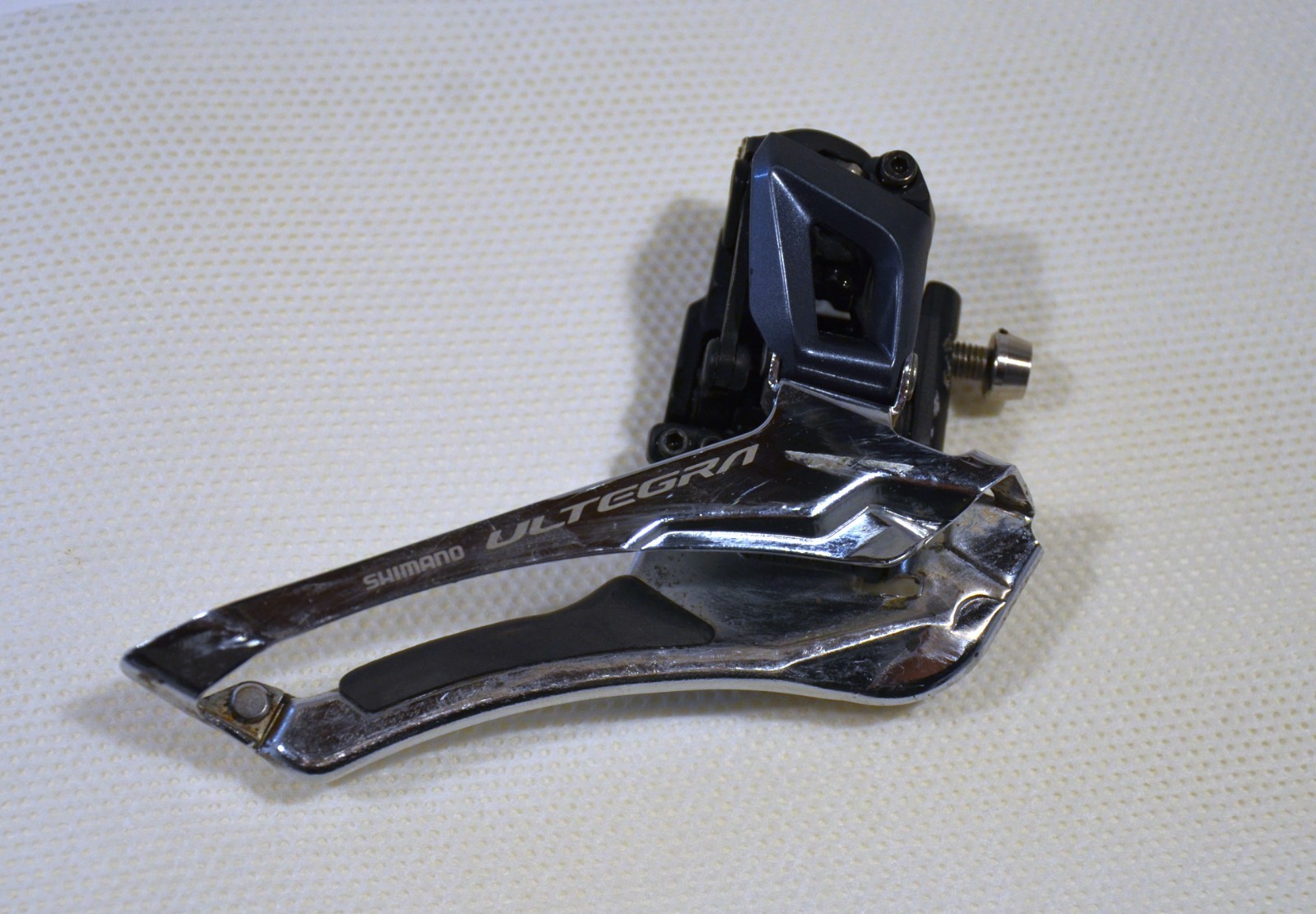 Shimano Front Derailleur Ultegra FD-R8000 11 speed road bike – used