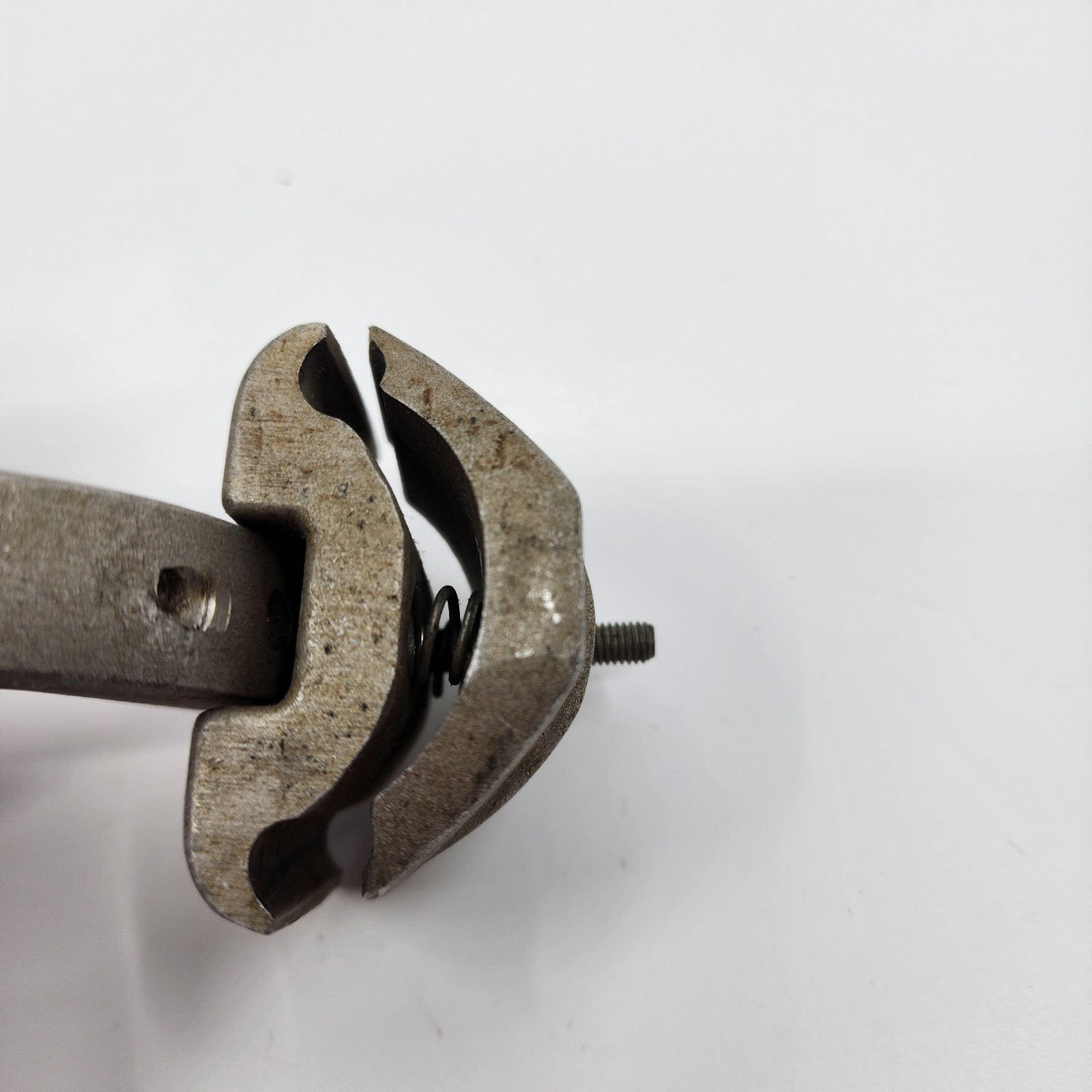 Avocet 27mm Bicycle 30mm Off-Set Adjustable 210mm Fluted Seatpost -Missing bolt