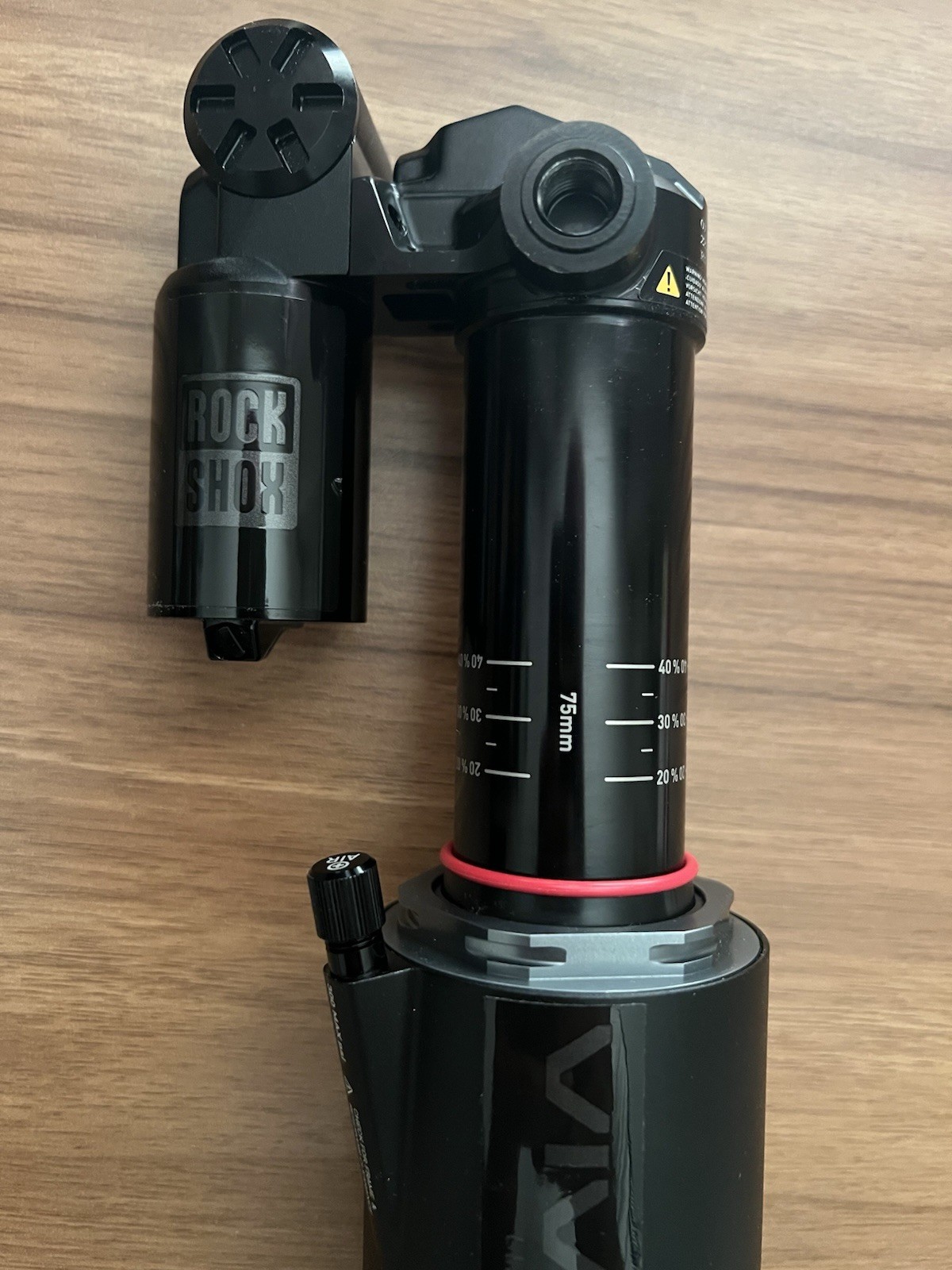 2027 RockShox Vivid Air Linear XL Read Description