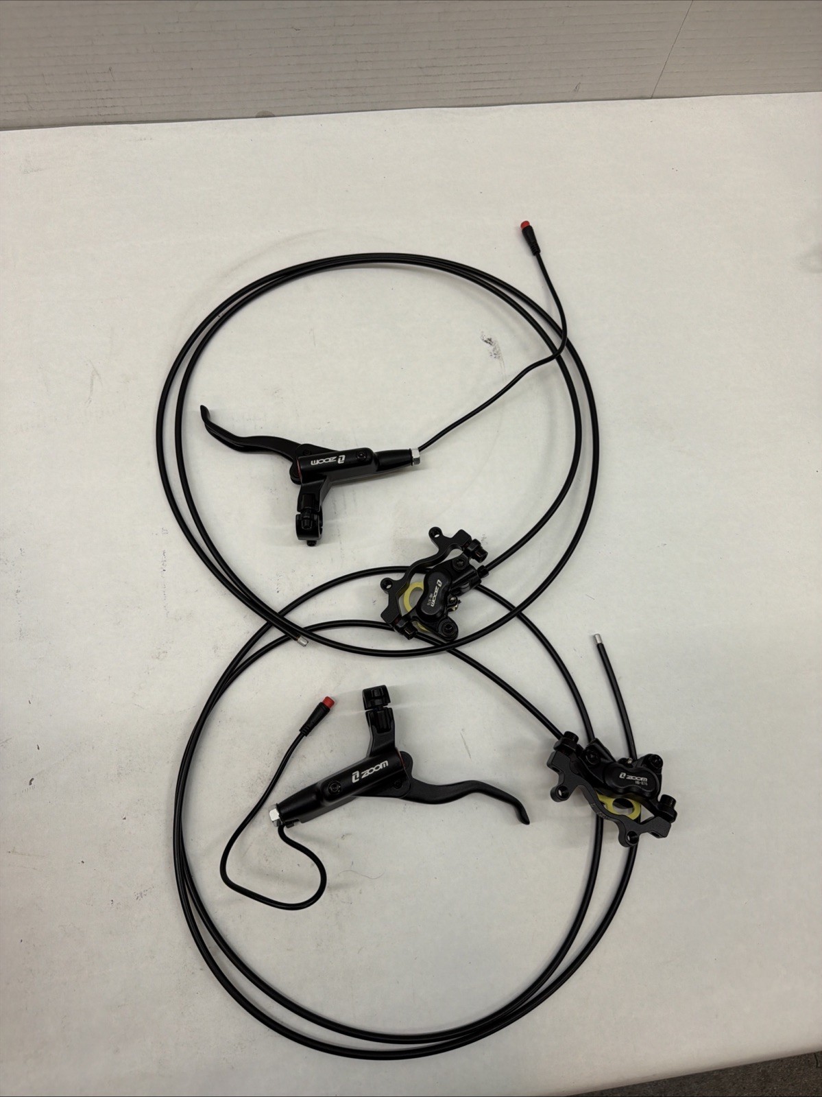 ZOOM HB876 4-Pistons Caliper Hydraulic Disc Brake Lever Set Front/Rear Bicycle