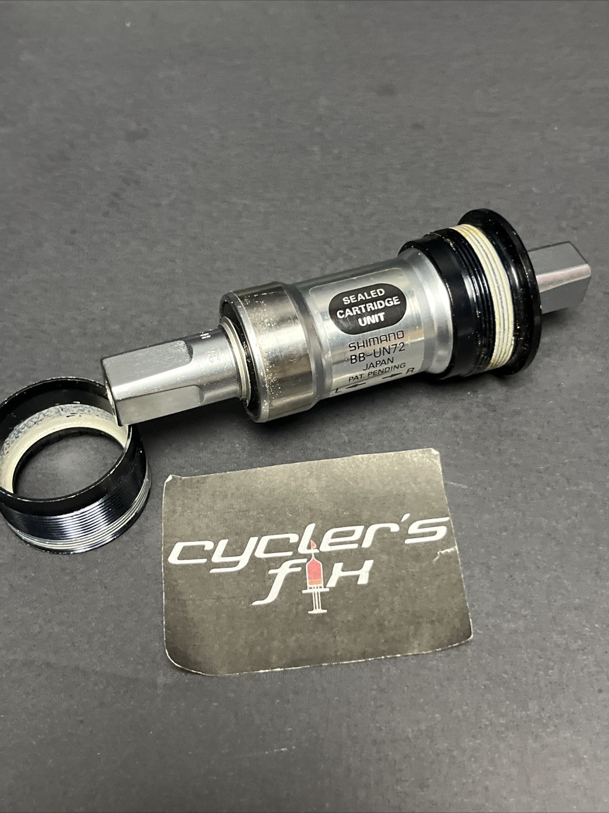 NOS Shimano BB-UN72 115x68mm Bottom Bracket Shell Square Taper English Single SR