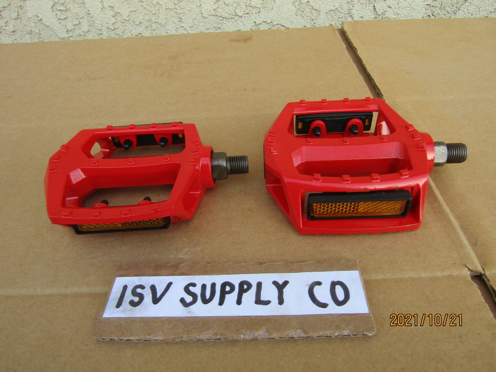 NEW 1/2» RED ALUMINUM BICYCLE PEDALS FOR 1 PC. CRANK BIKES: BMX, MTB, ROAD