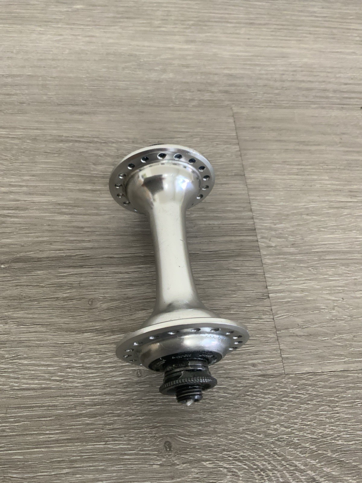 SHIMANO DURA ACE FRONT HUB 36 HOLE 100 MM SPACING MODEL 7400 SERVICED
