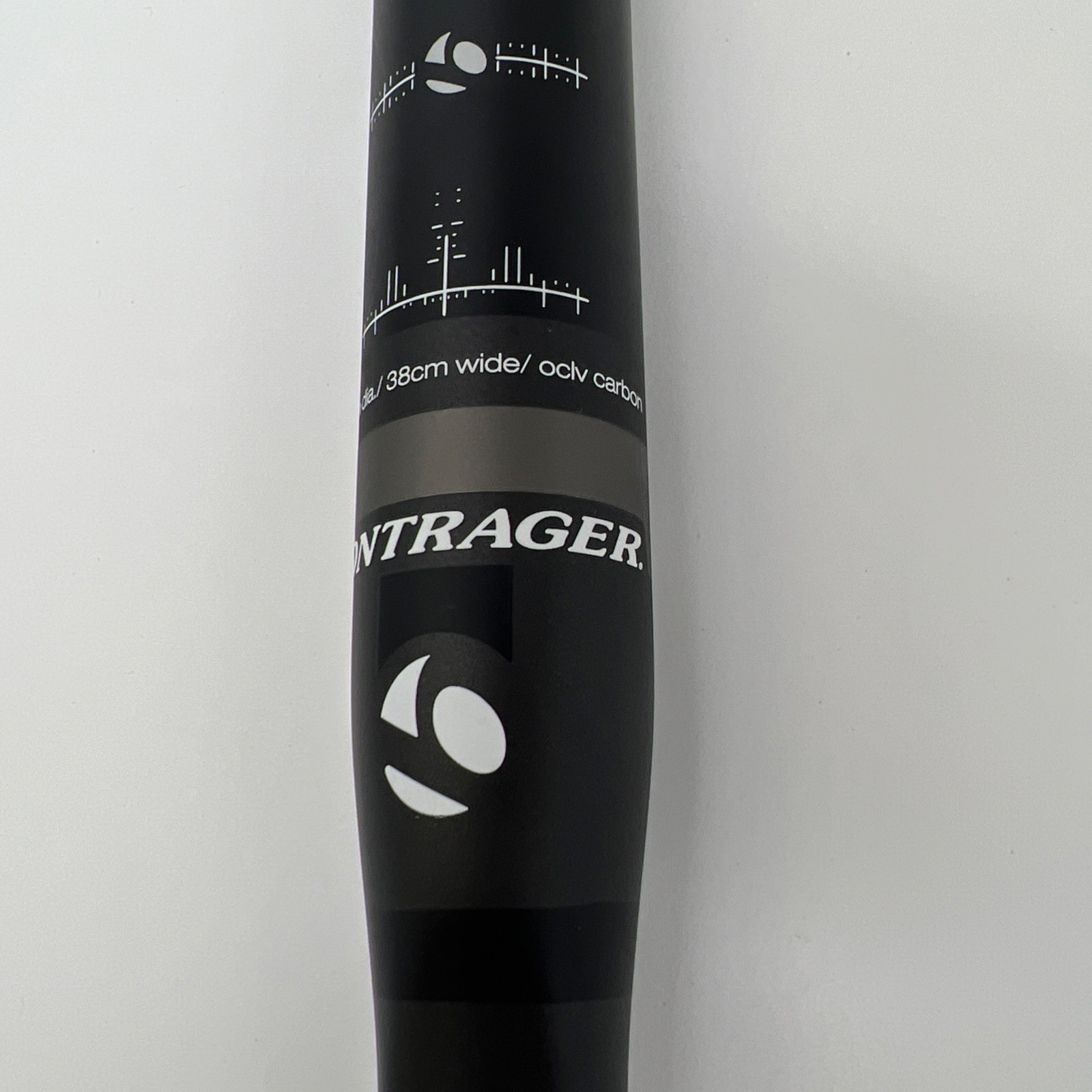 Bontrager XXX VR-C 38cm Wide 31.8mm Carbon Handlebar 185g 125mm drop/85mm Reach