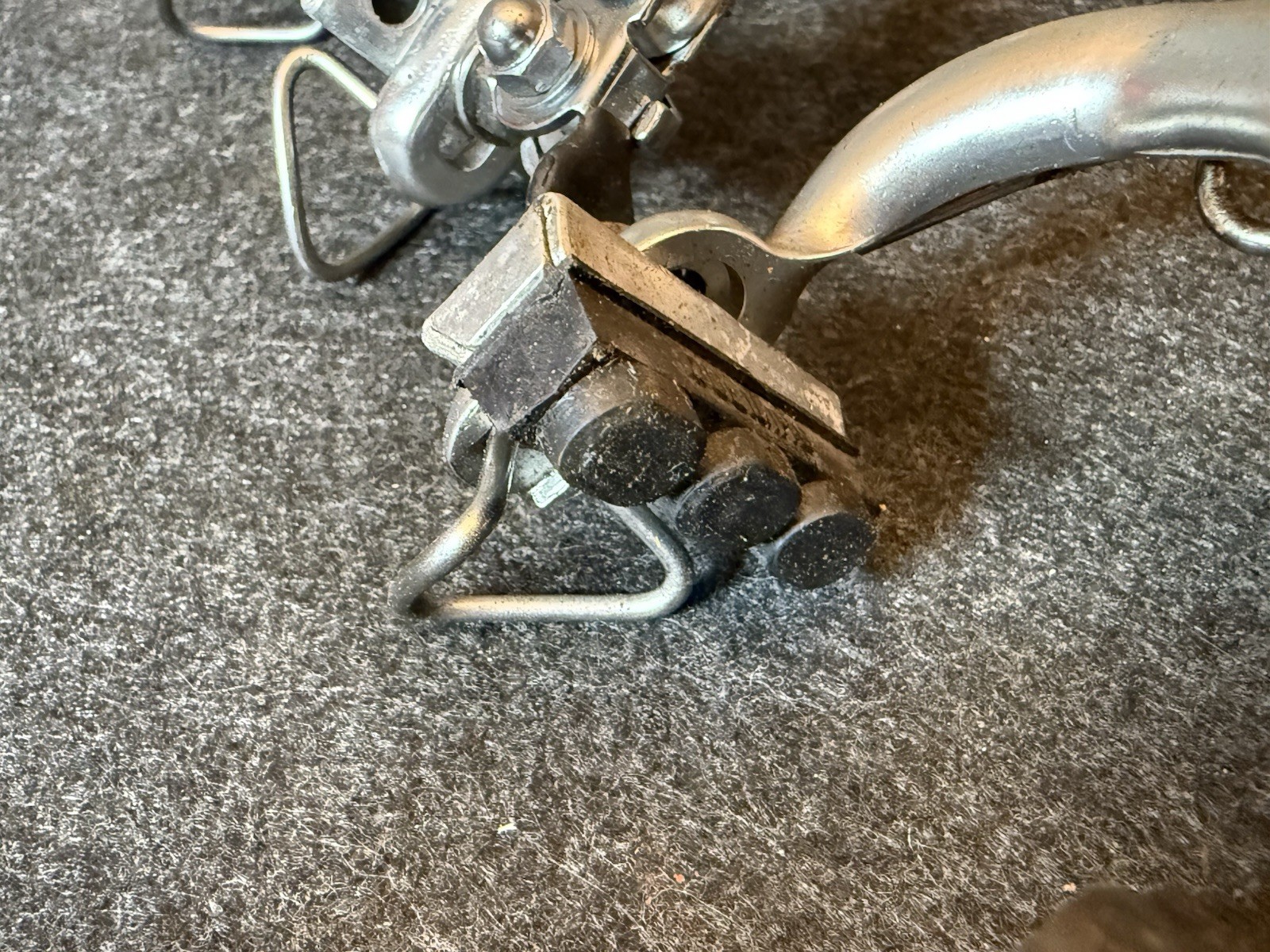 Vintage Shimano 600 Arabesque Brake Caliper Set Front & Rear Silver