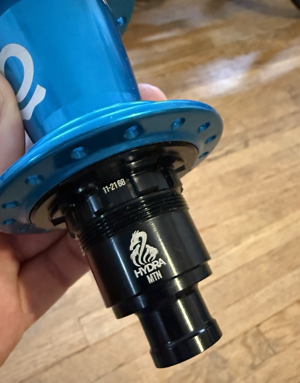 Industry Nine Hydra MTN Rear Hub – 32h, 6bolt, 148×12, XD, Turquoise