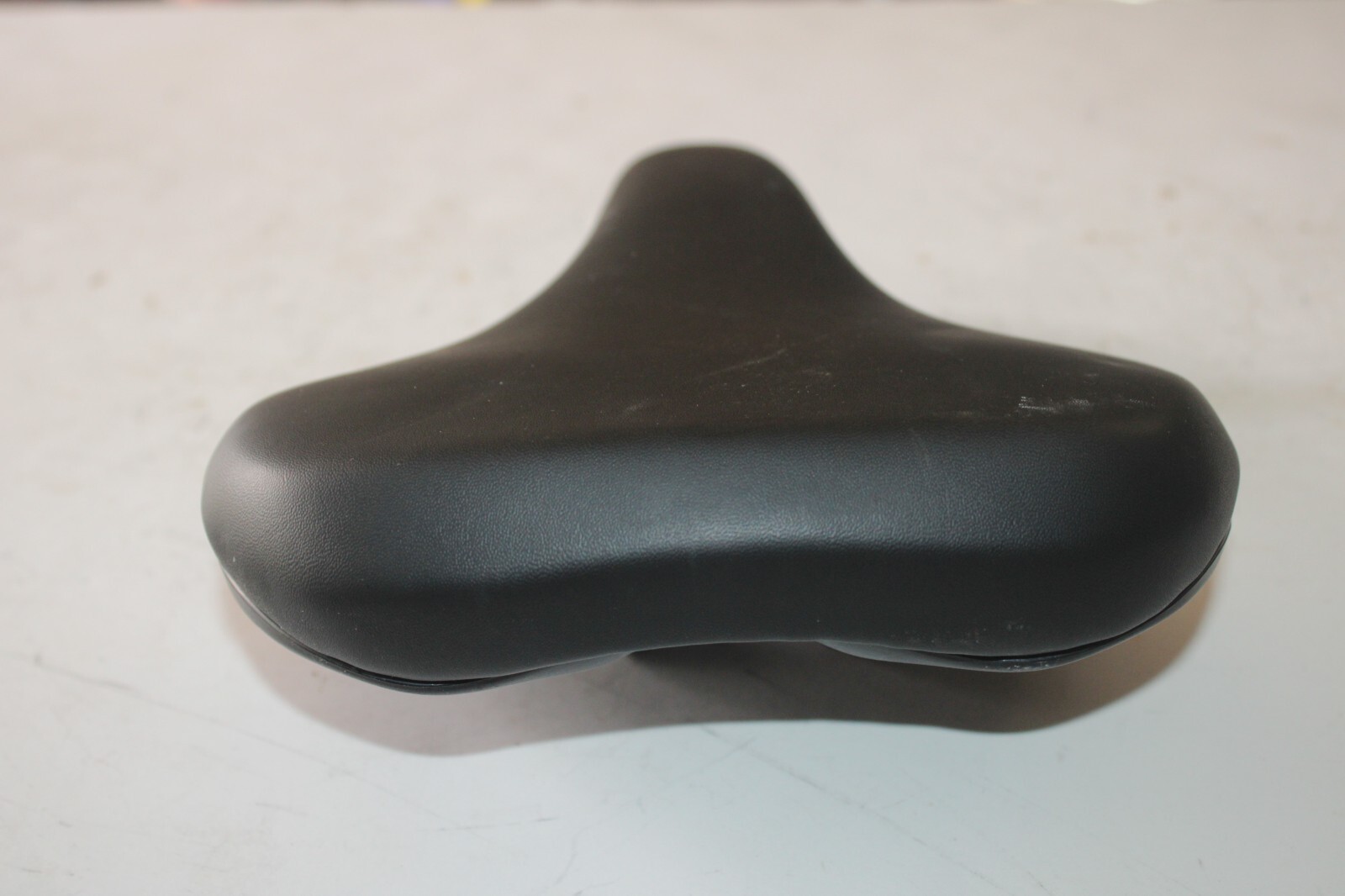 Velo City Hybrid Bike Saddle 265 / 195mm E Bike Ergo Black Comfort Hybrid MTB