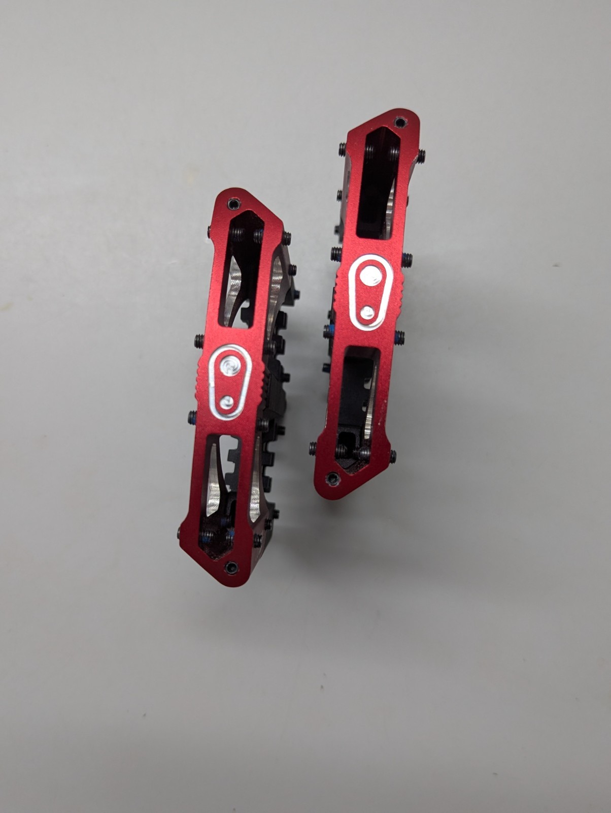 Crank Brothers 5050 Platform Pedals Red/Black Sealed Bearing • 9/16” Axle