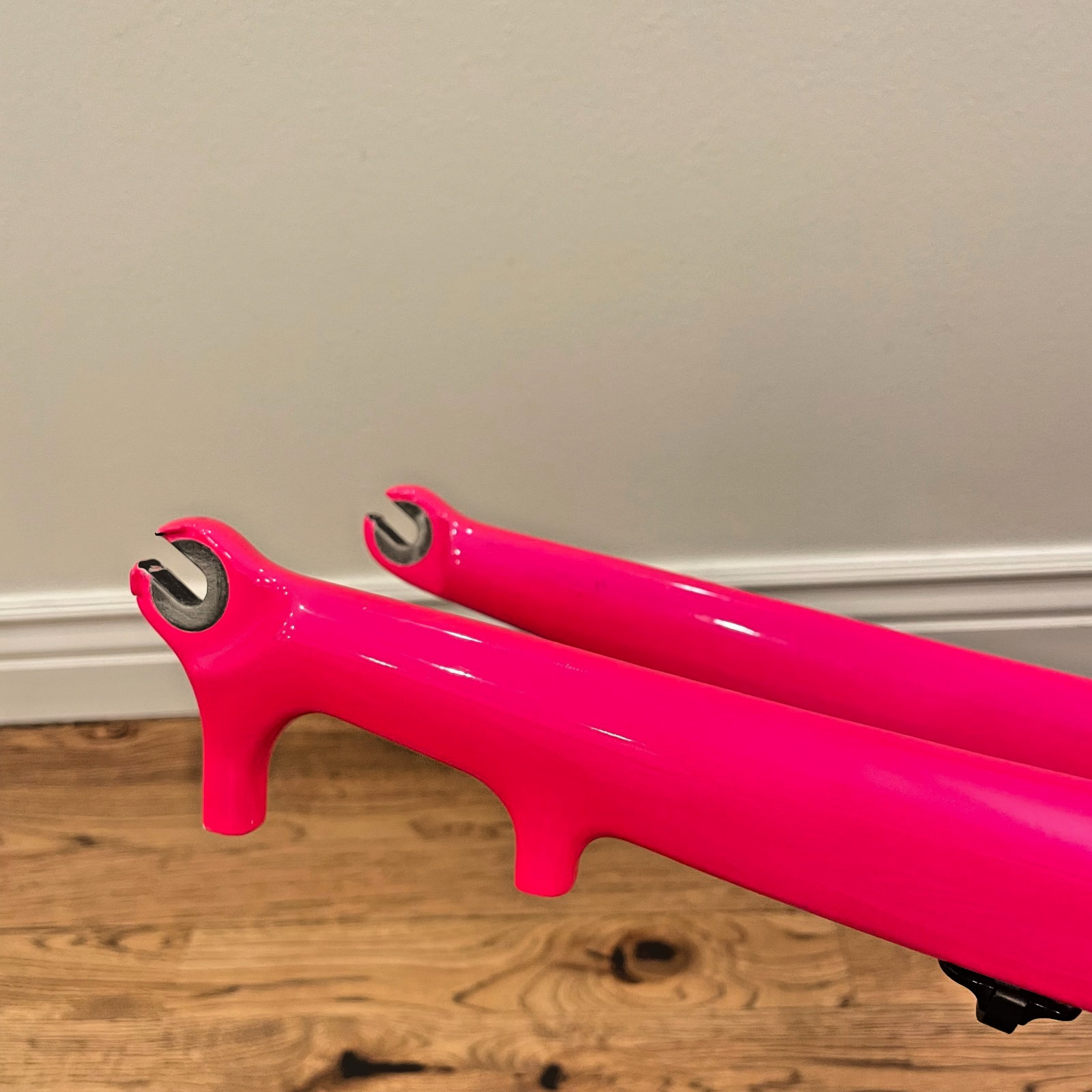 State Bicycle Co Carbon Thunderbird Disc Brake Fork Black Pink 700c Tapered