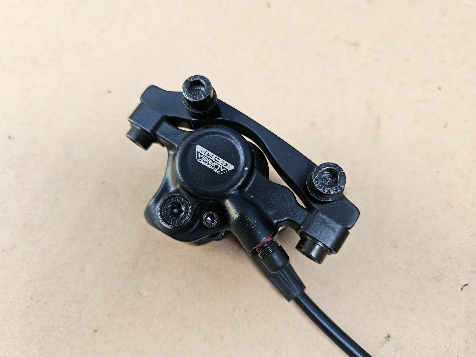 Tektro Auriga Comp Front Hydraulic Disc Brake Lever + Caliper working system