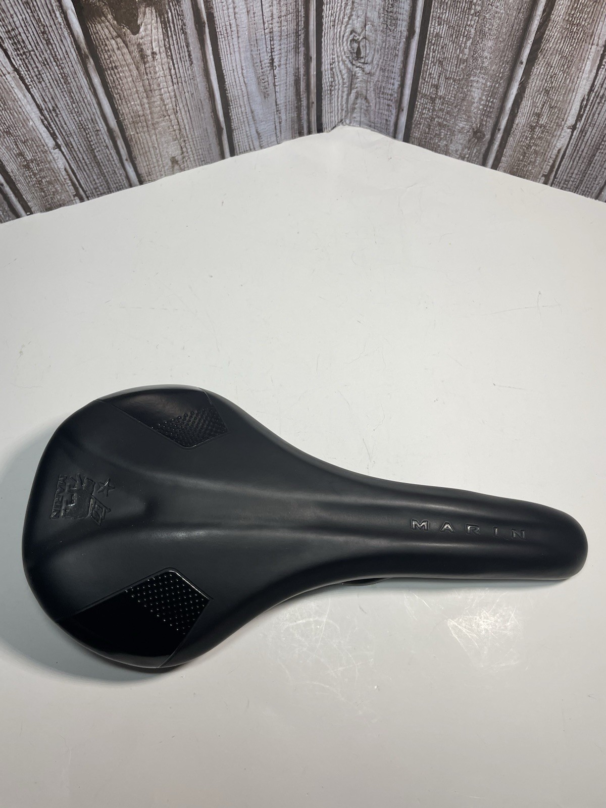 Marin Black Mountain Bike Saddle – READ!