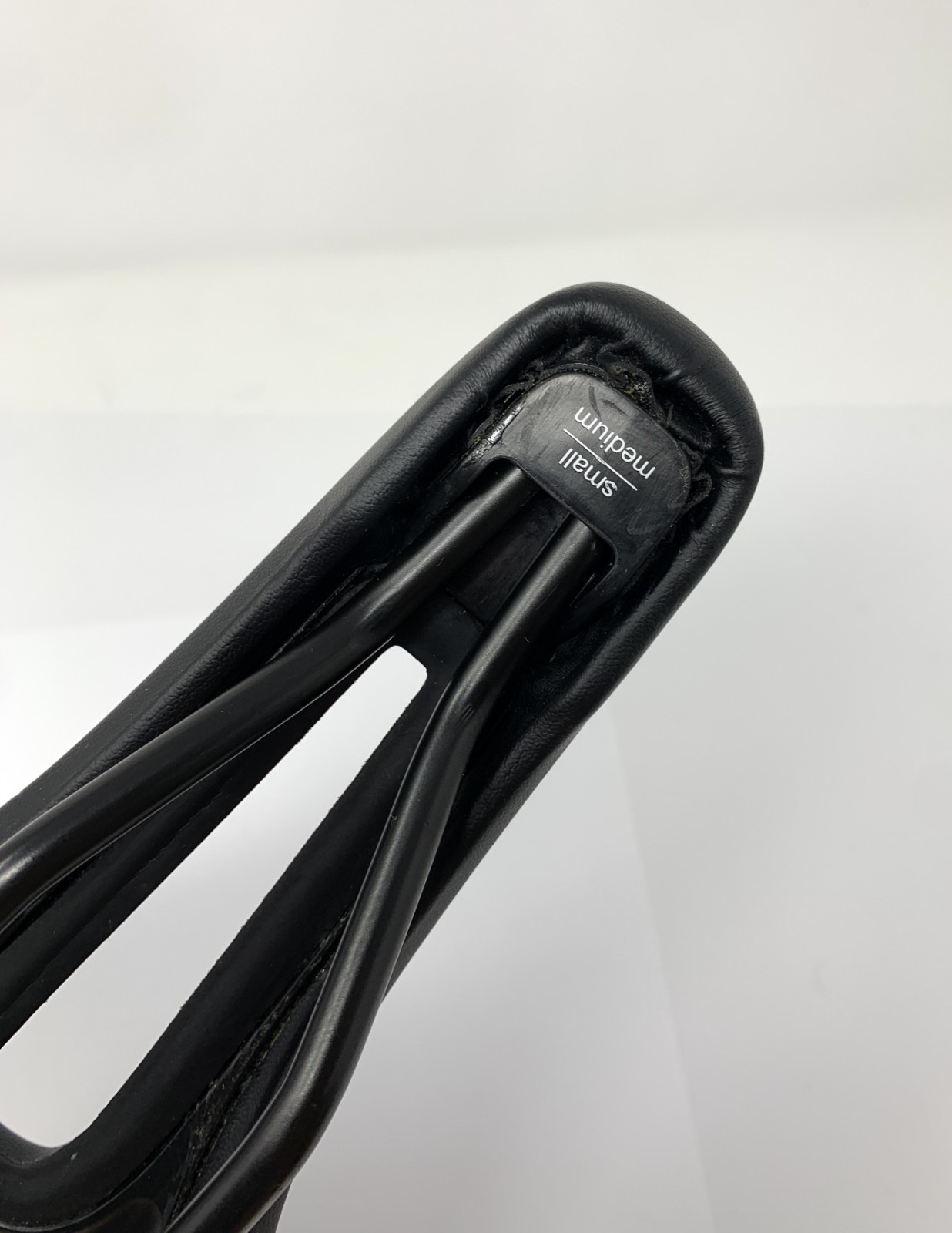 ERGON SMC Women’s Small / Medium Cromo Saddle – New Take Off