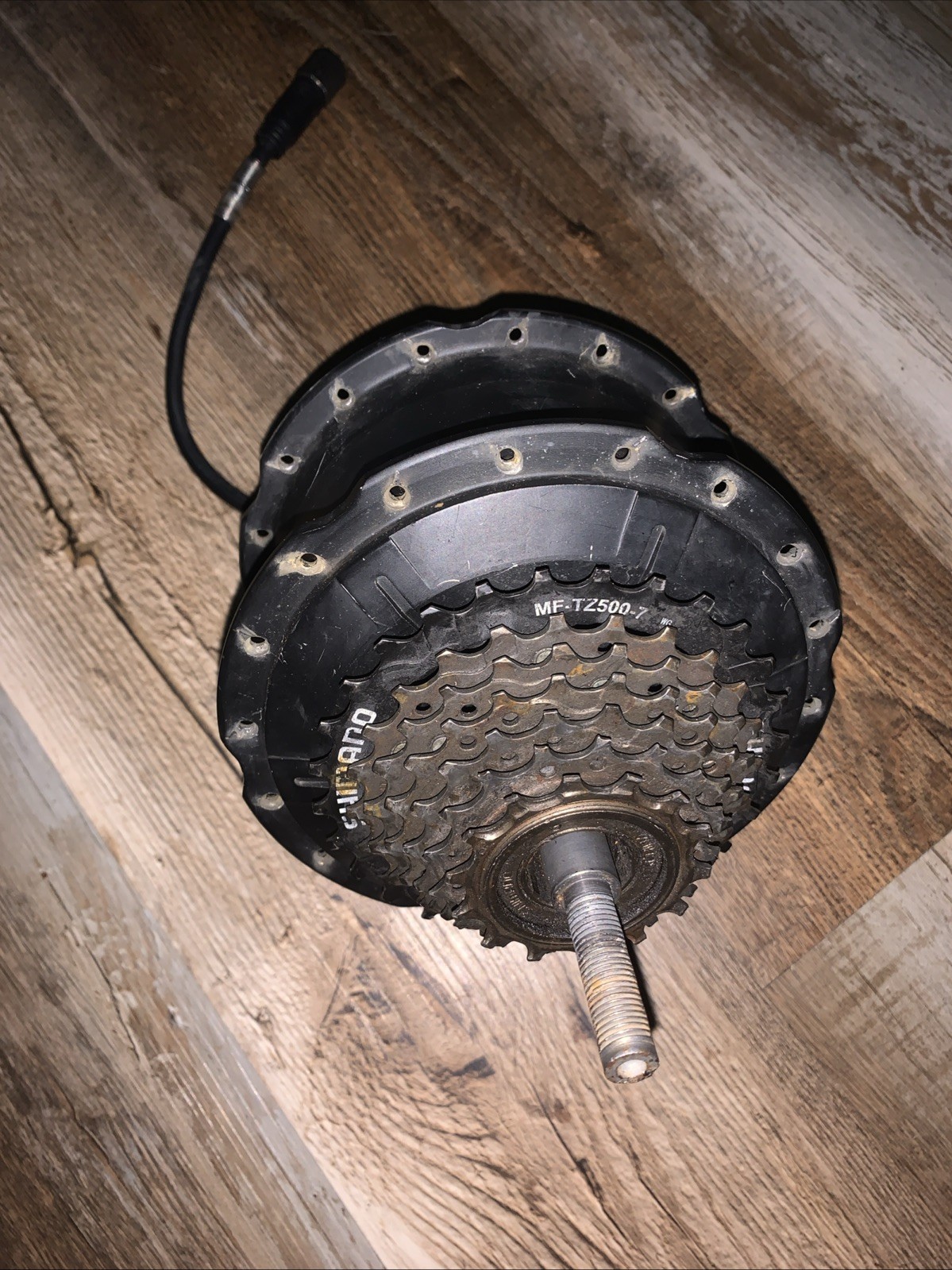 1000W 48V Electric Bicycle Rear Wheel Hub Motor with Gears and Brushless